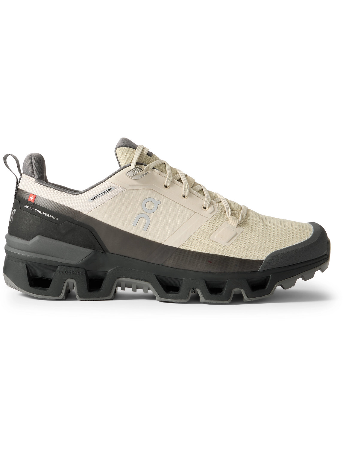 ON CLOUDWANDER WATERPROOF RUBBER-TRIMMED MESH TRAIL RUNNING trainers