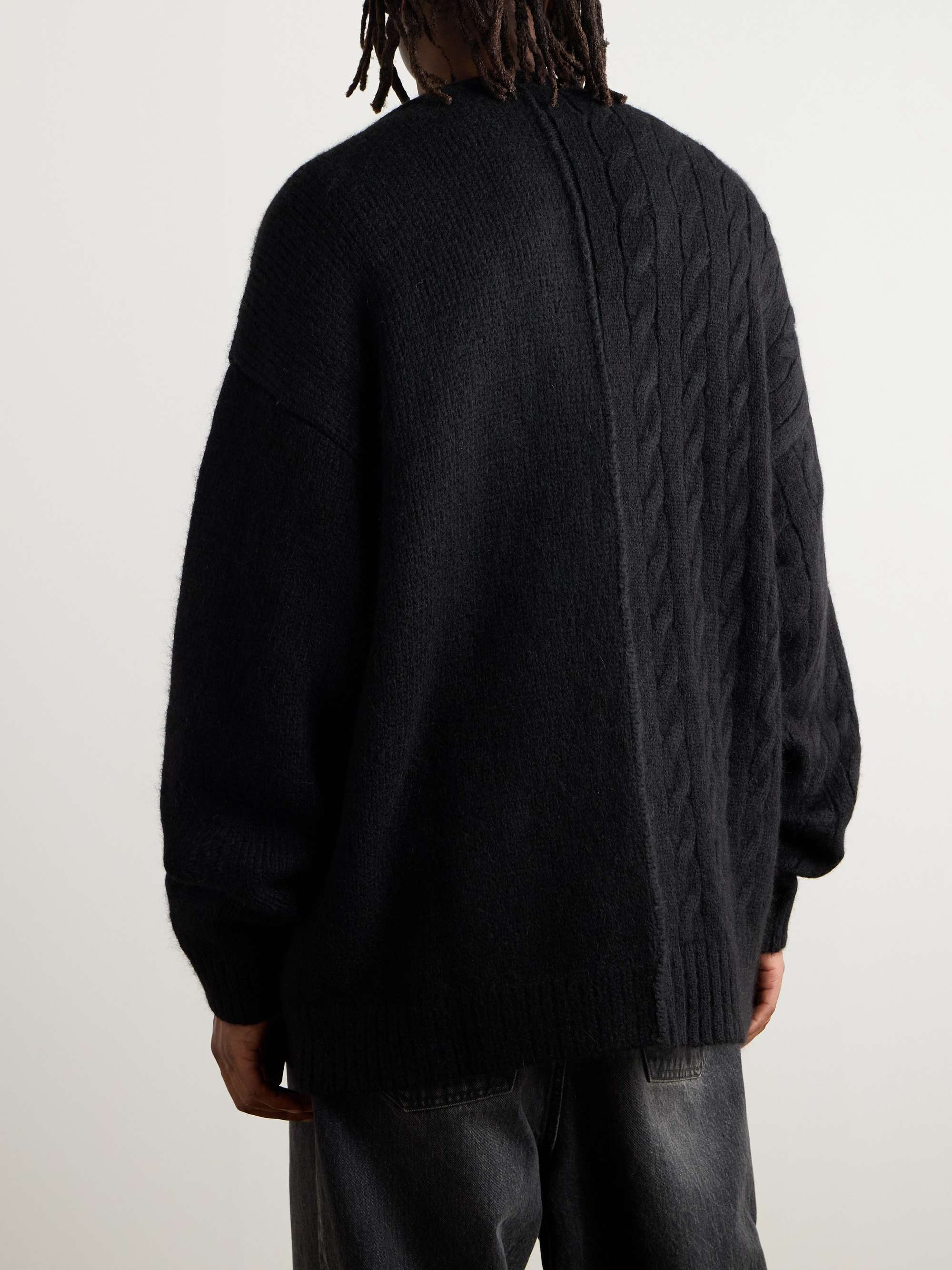 VETEMENTS 