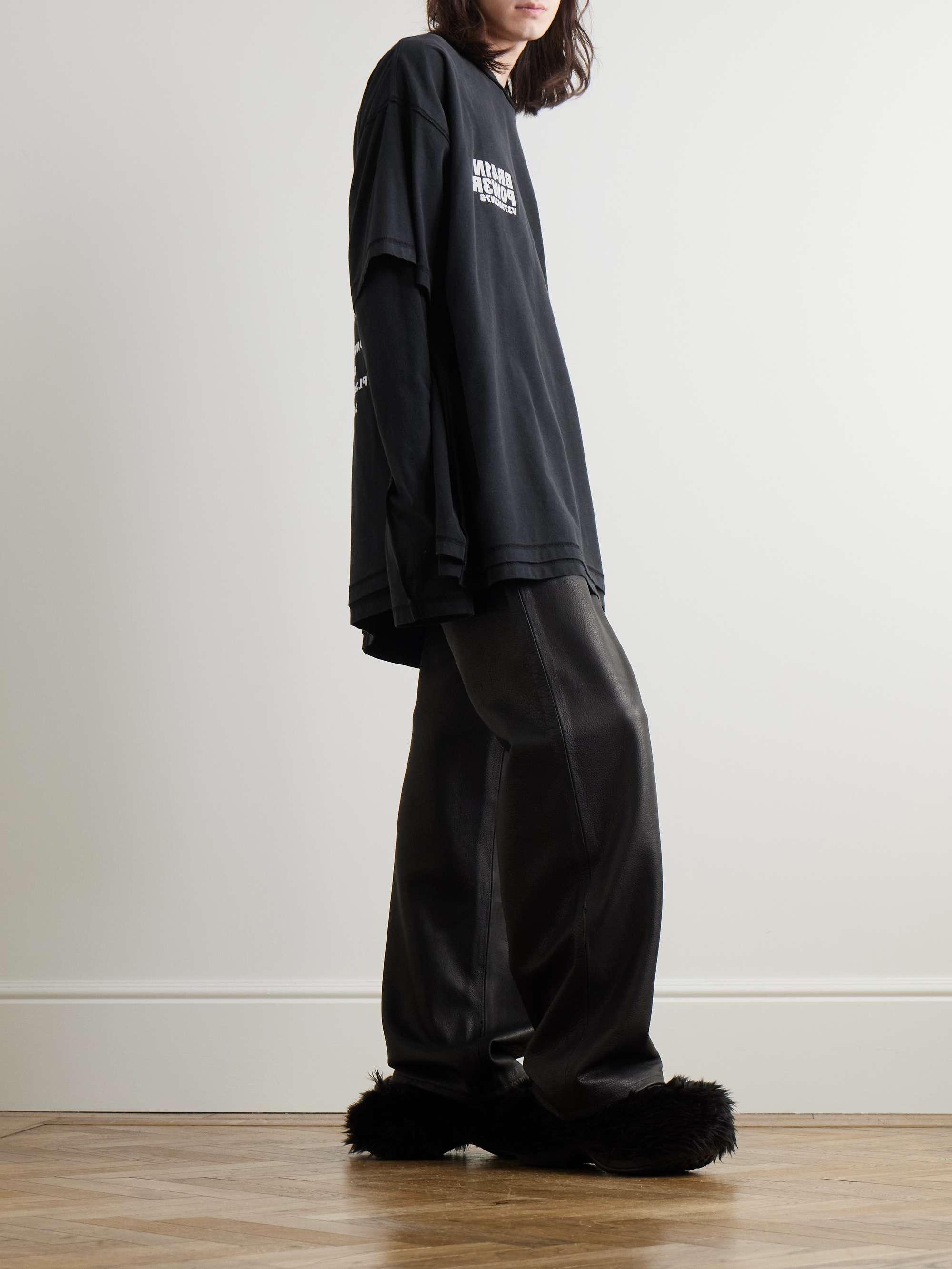 VETEMENTS 