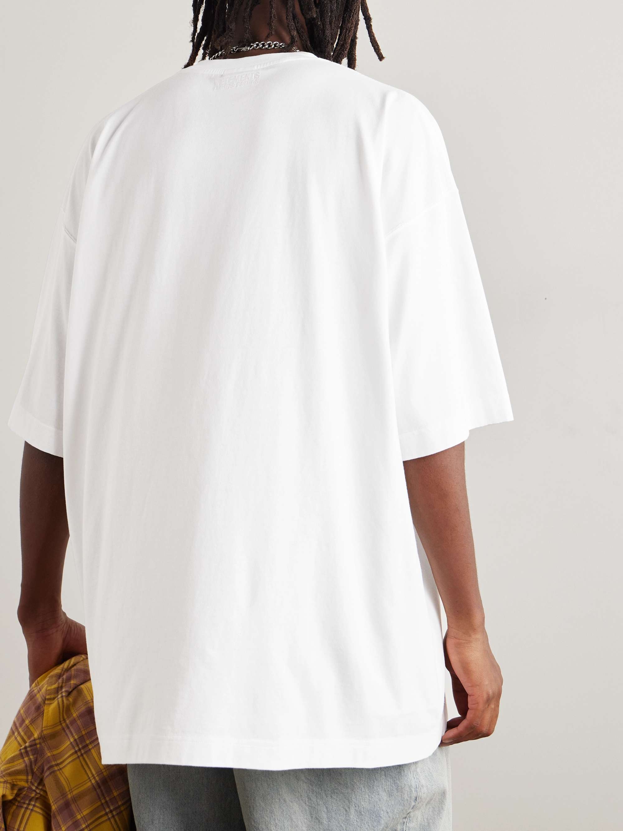 VETEMENTS 