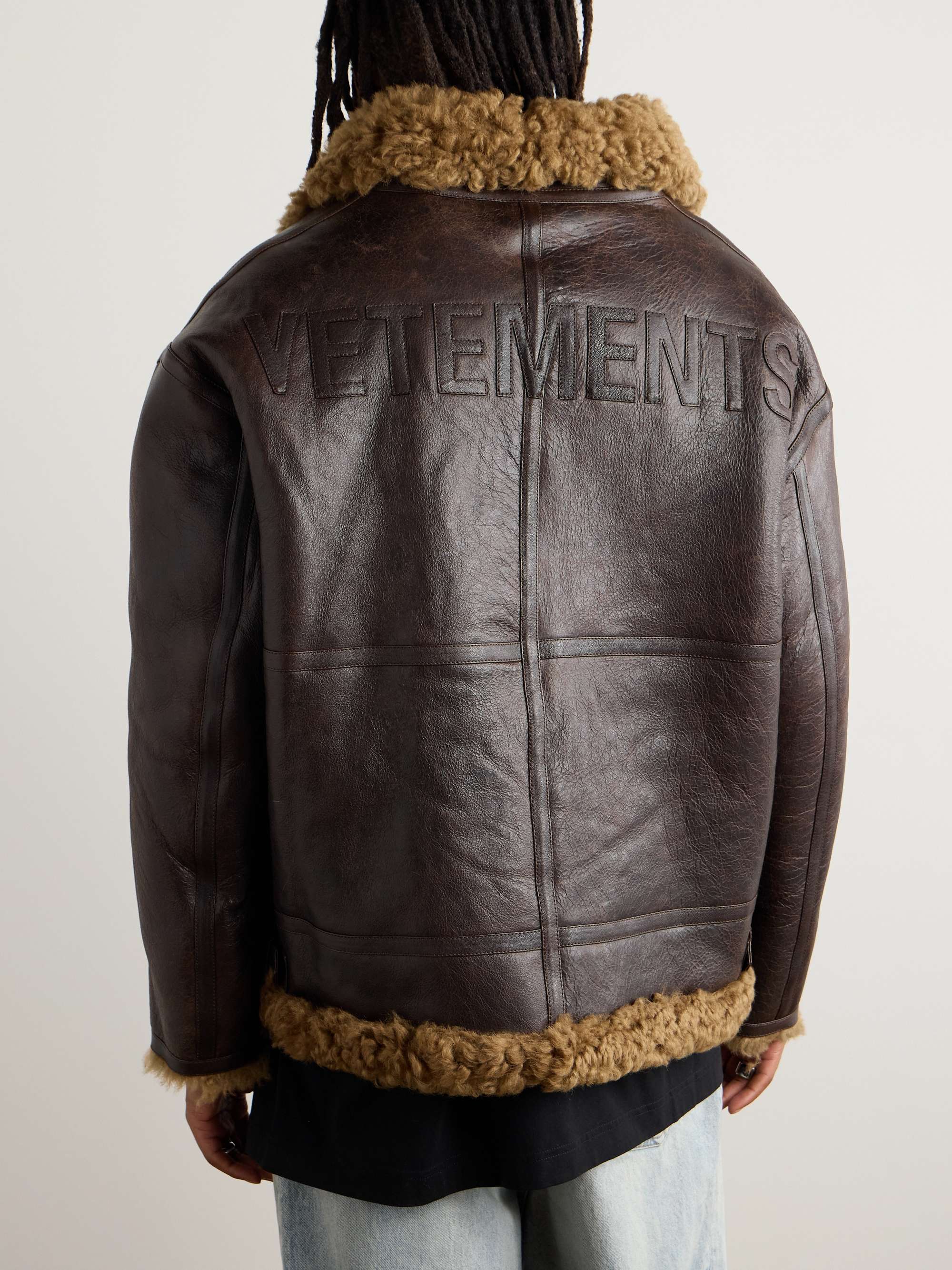 VETEMENTS 