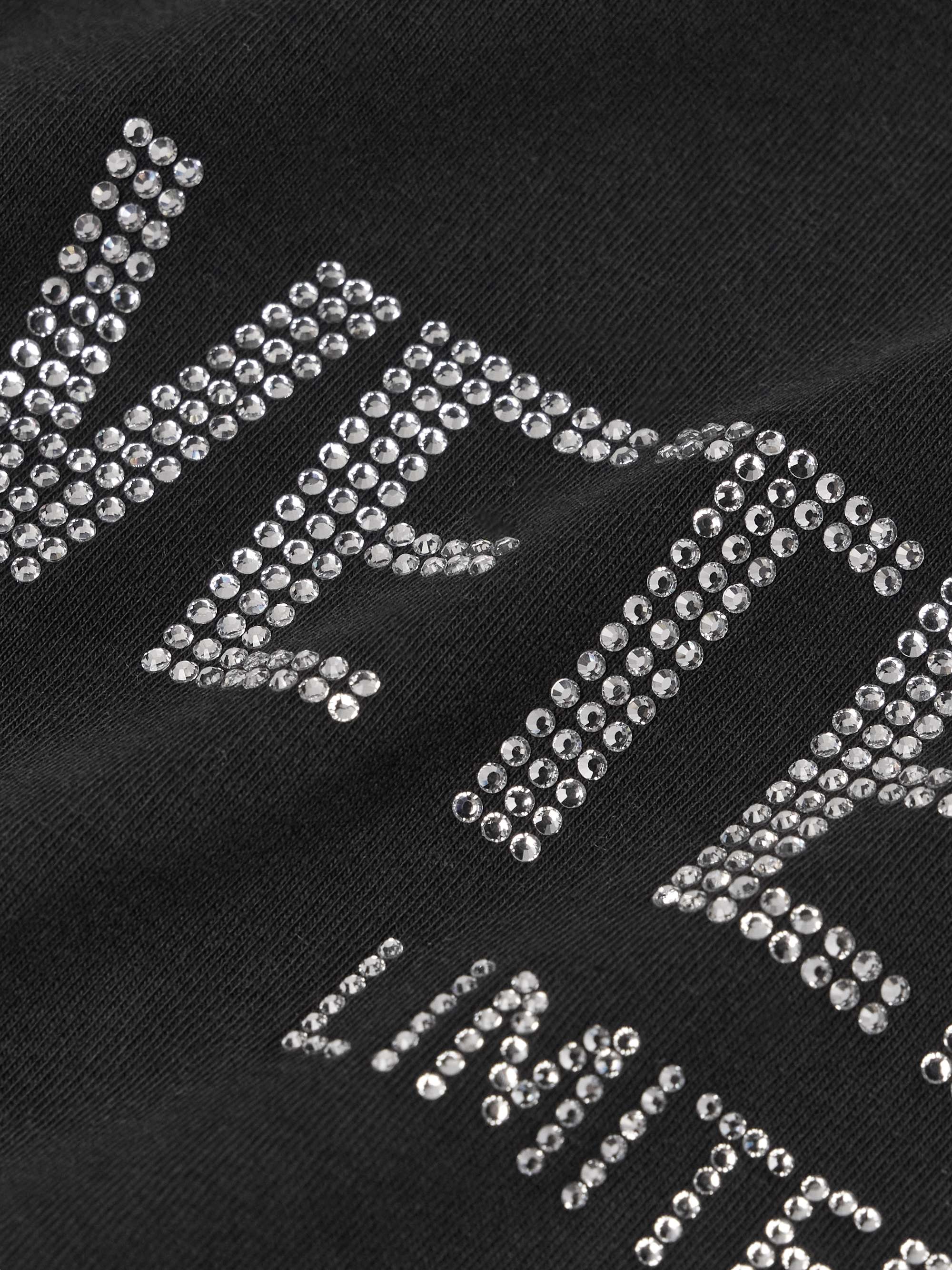 VETEMENTS 