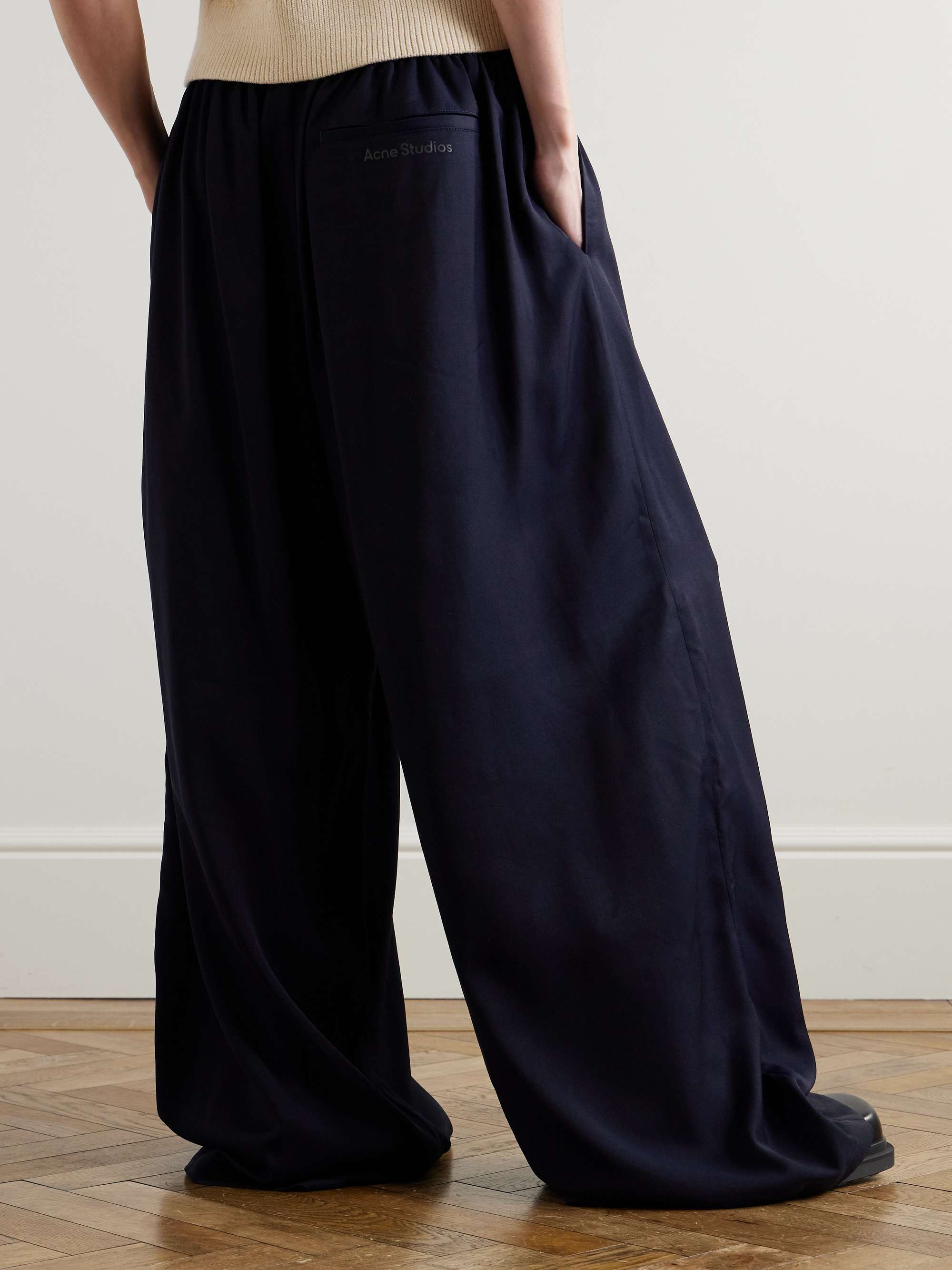 ACNE STUDIOS 