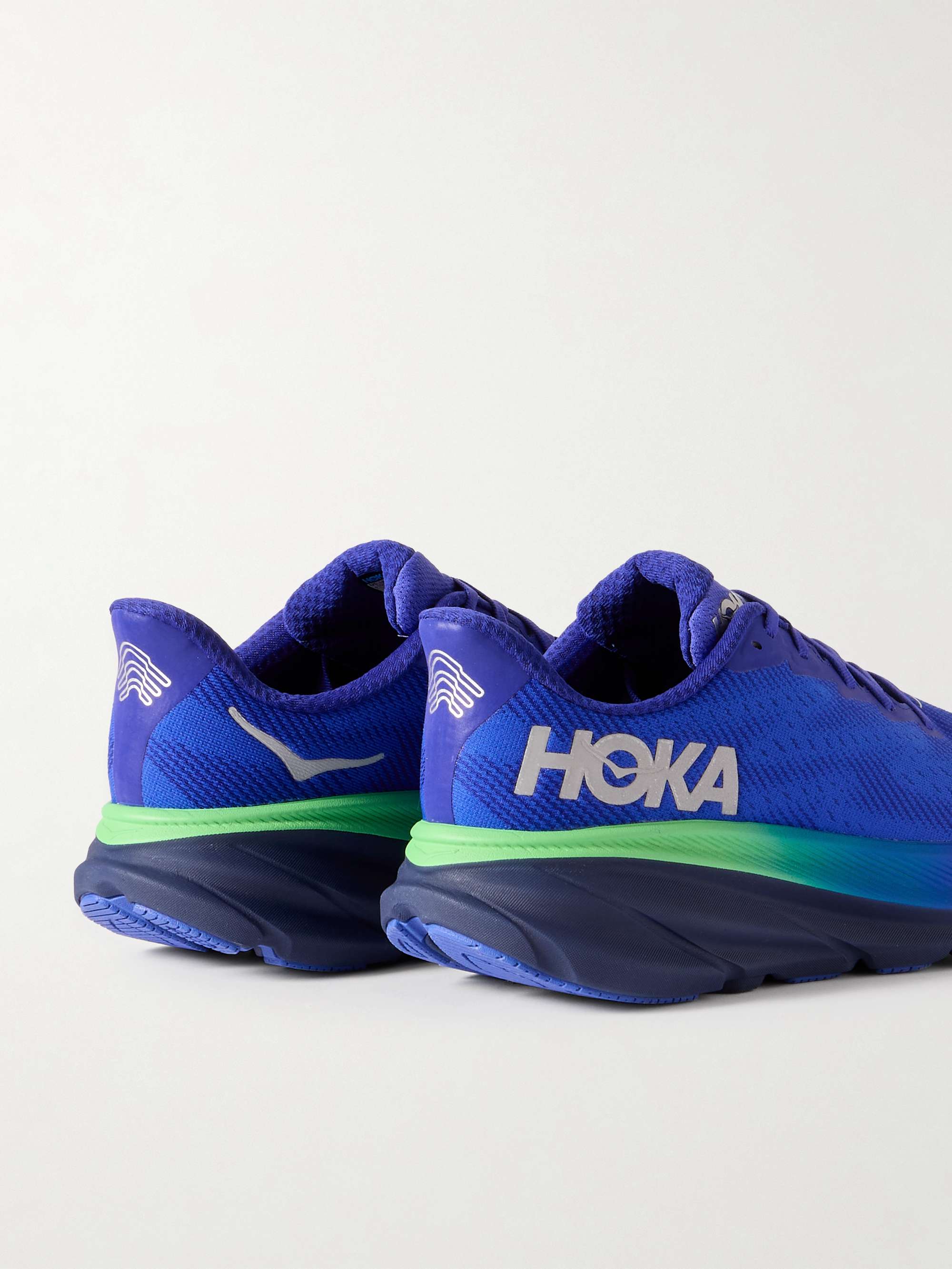 HOKA 