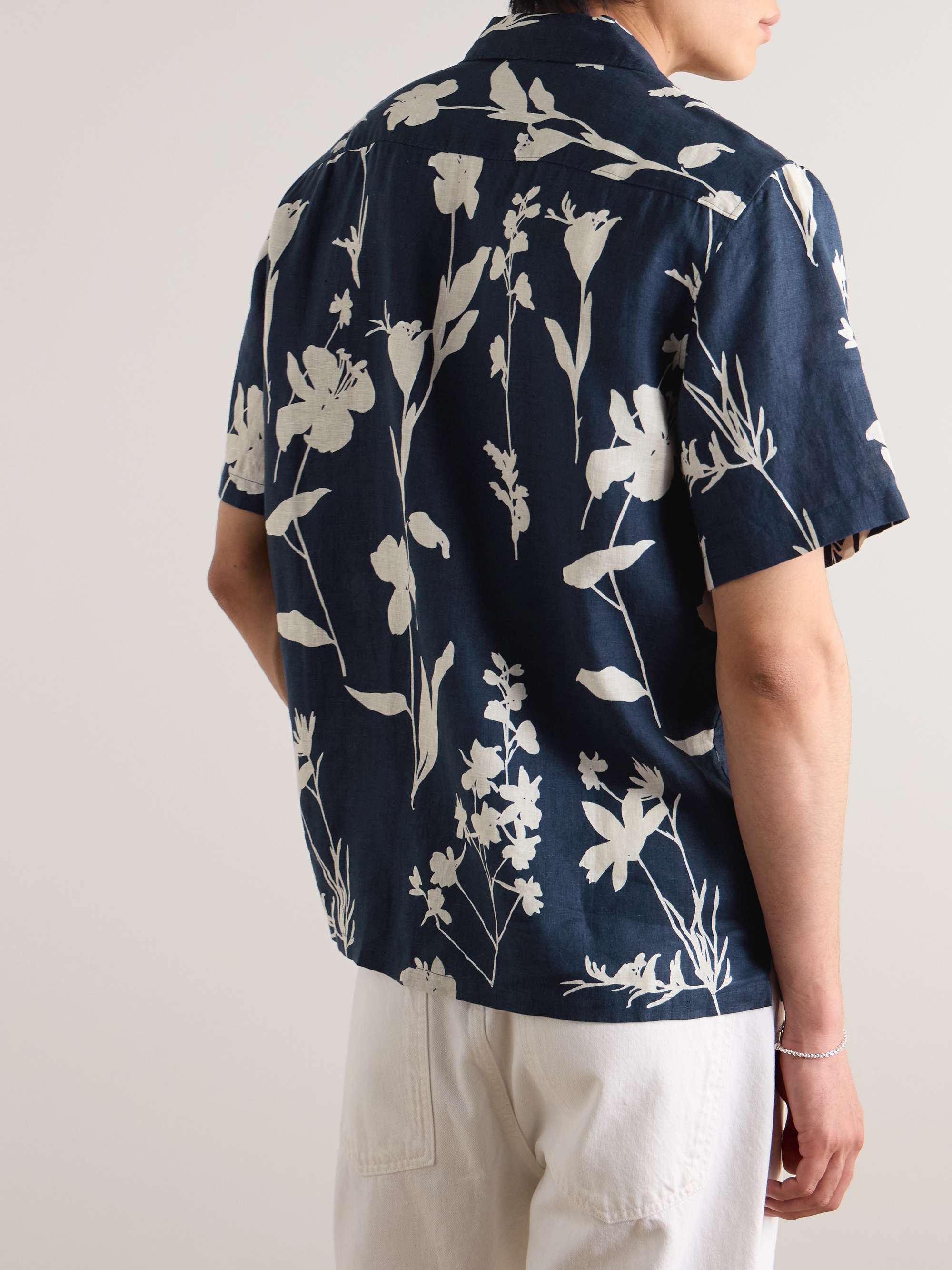 CLUB MONACO 
