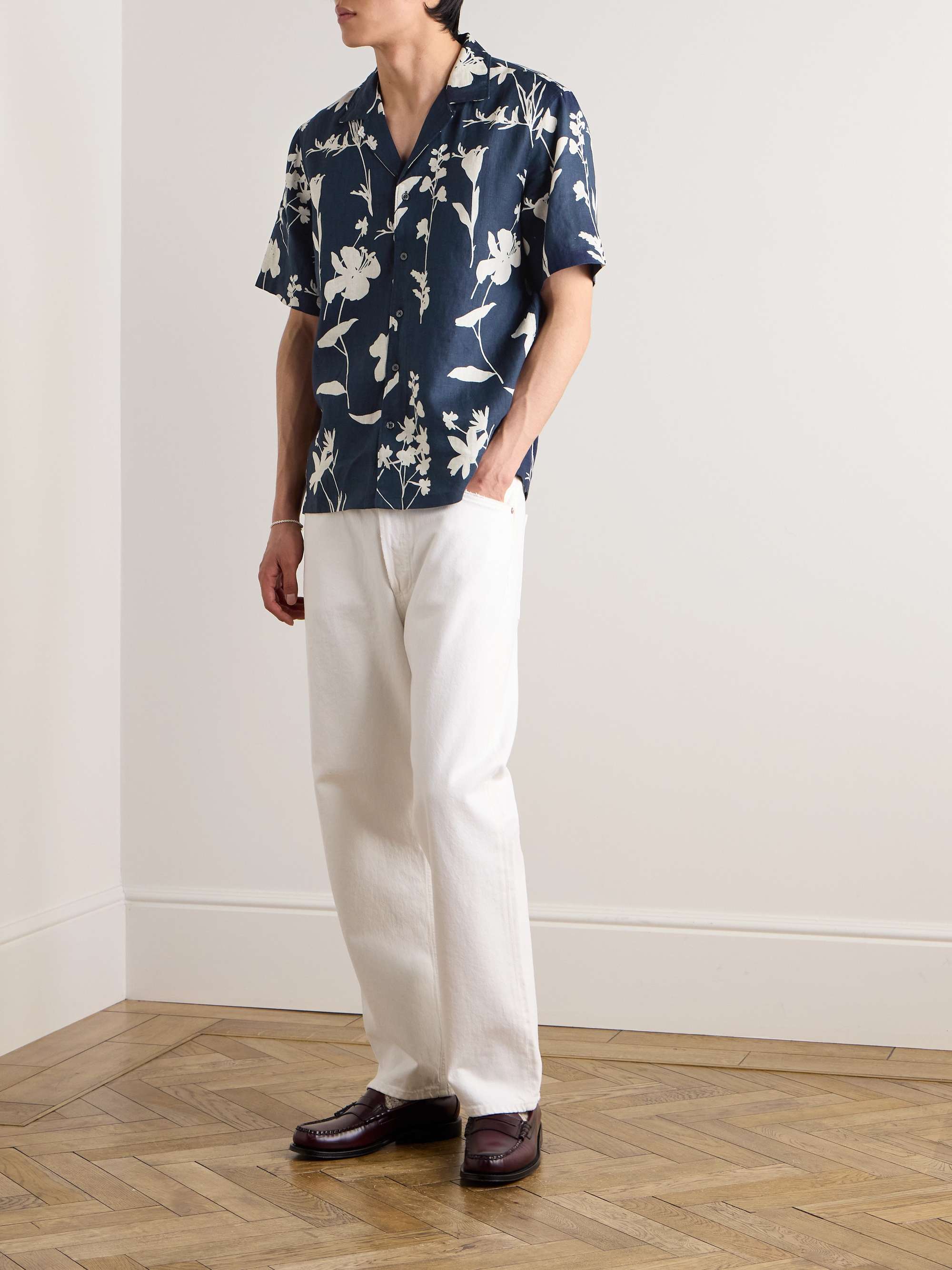 CLUB MONACO 