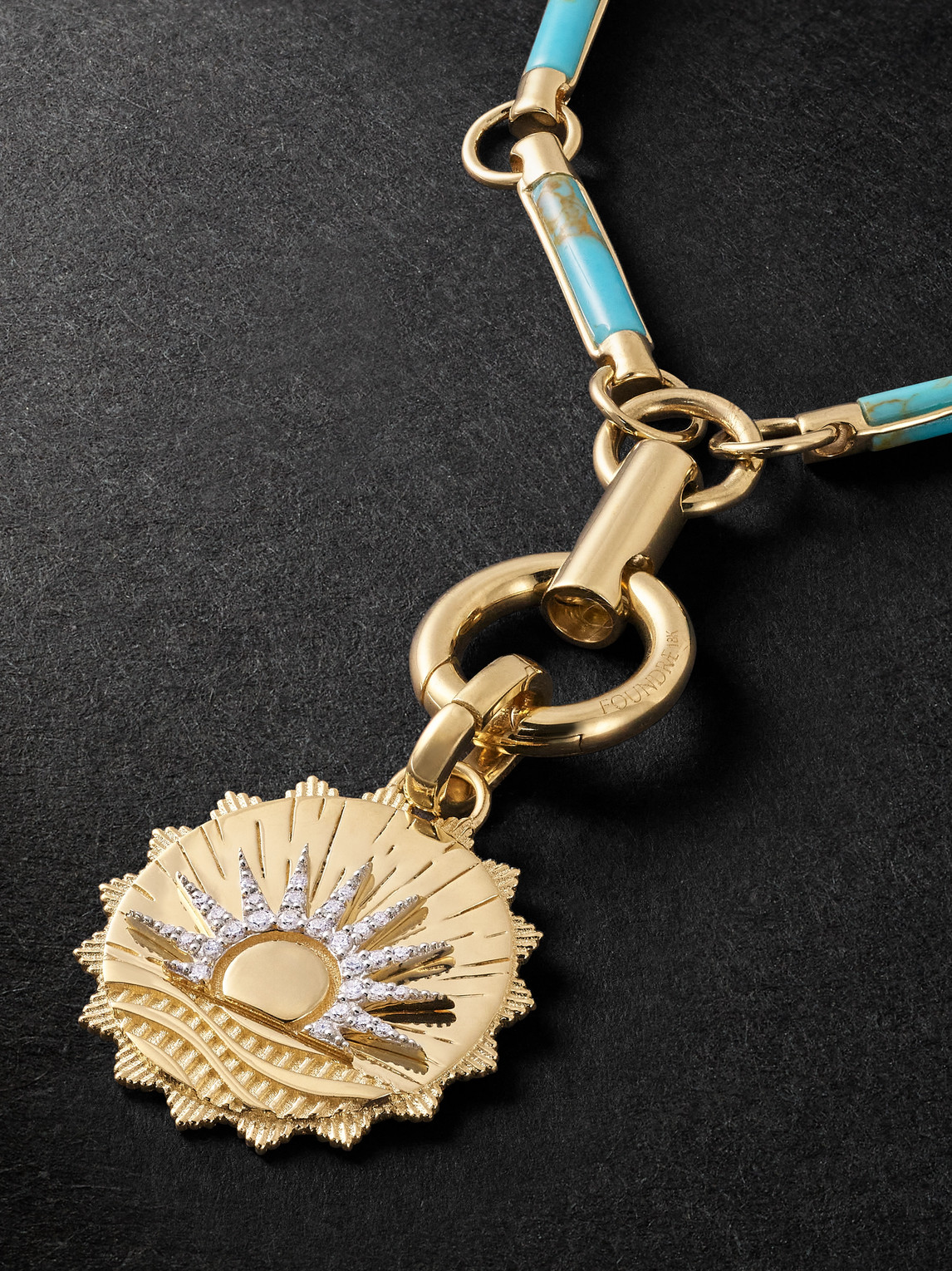 FOUNDRAE ELEMENT NEW BEGINNINGS INTERNAL COMPASS 18-KARAT GOLD, DIAMOND AND TURQUOISE PENDANT NECKLACE