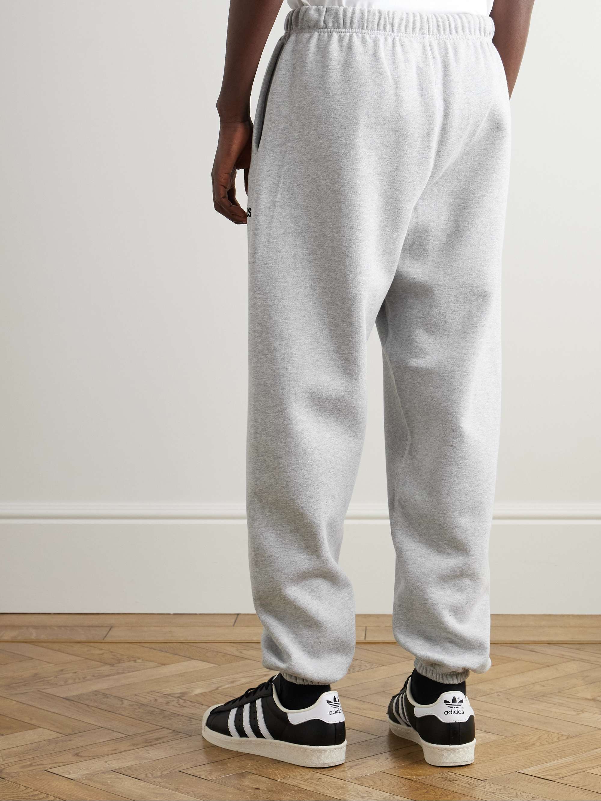 FEAR OF GOD ESSENTIALS 
