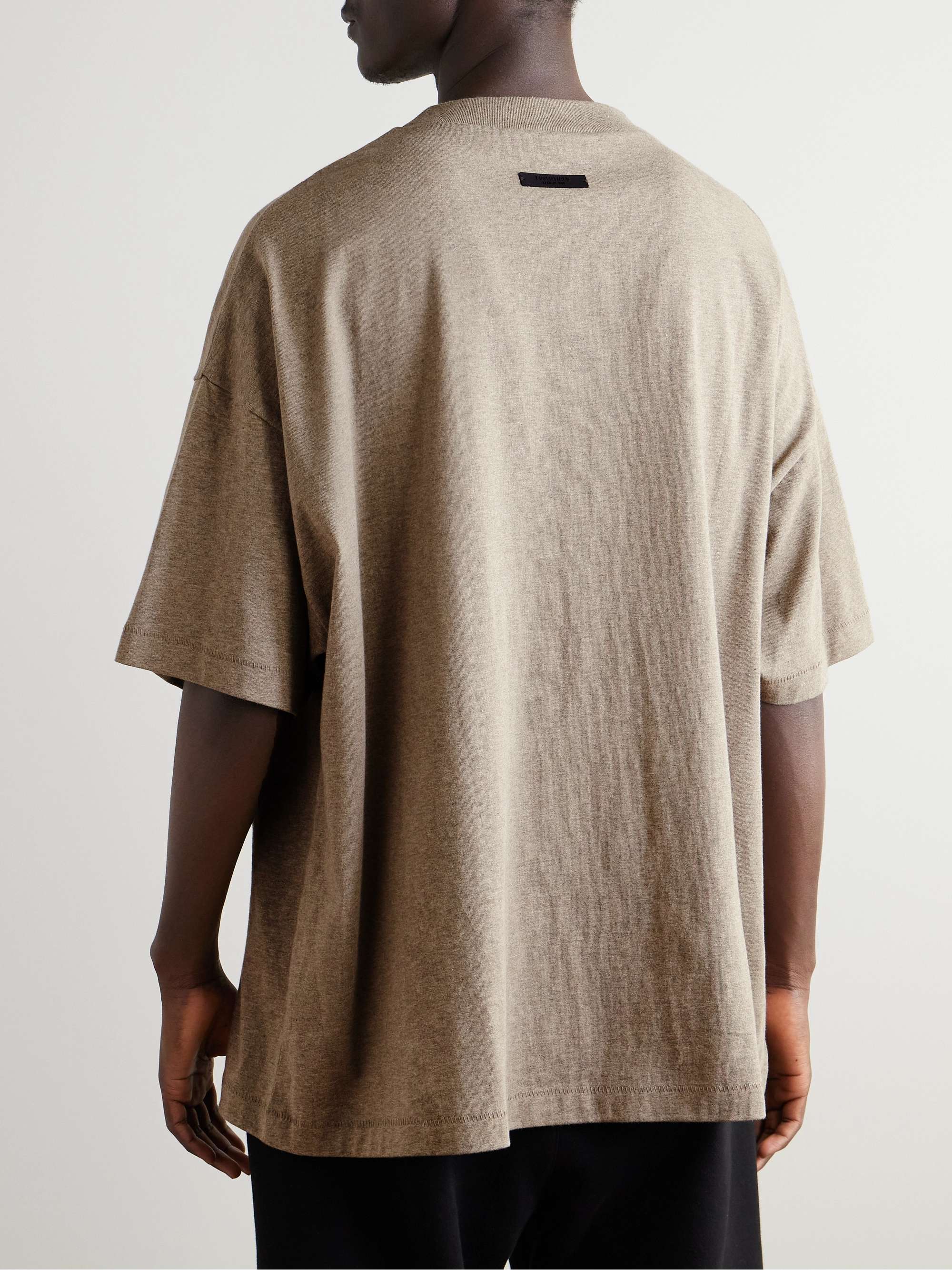 FEAR OF GOD ESSENTIALS 