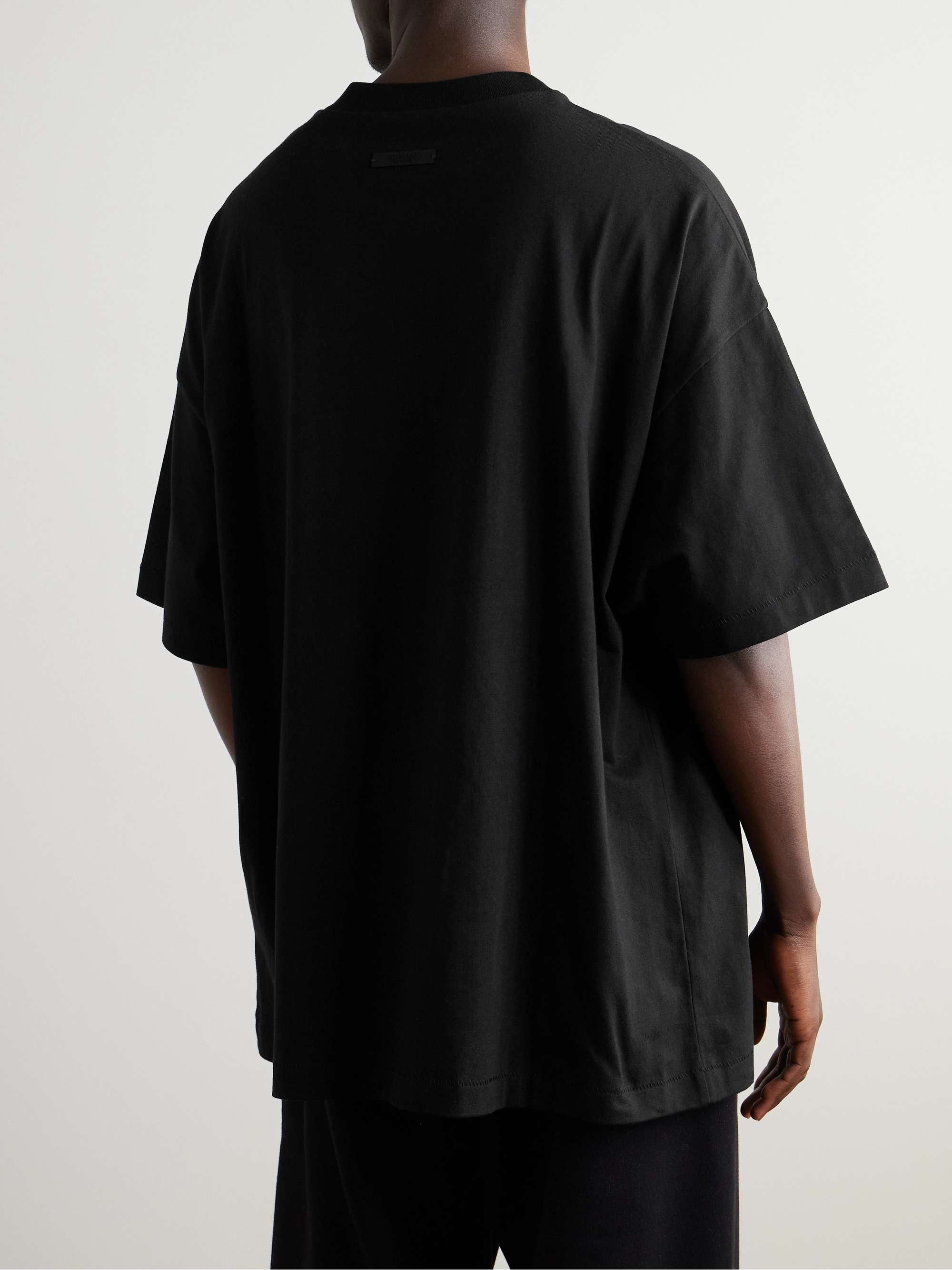 FEAR OF GOD ESSENTIALS 