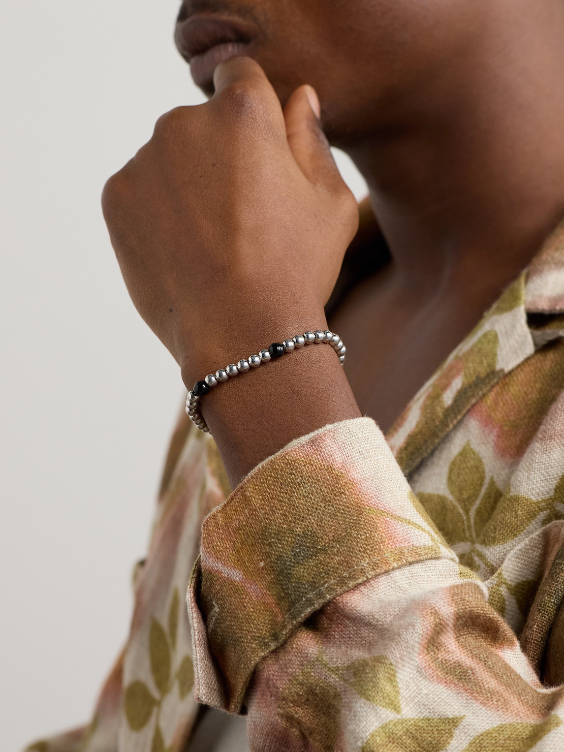 Pattaraphan Tri Anya Baby Cycle 14-karat White Gold Onyx Bracelet In Silver