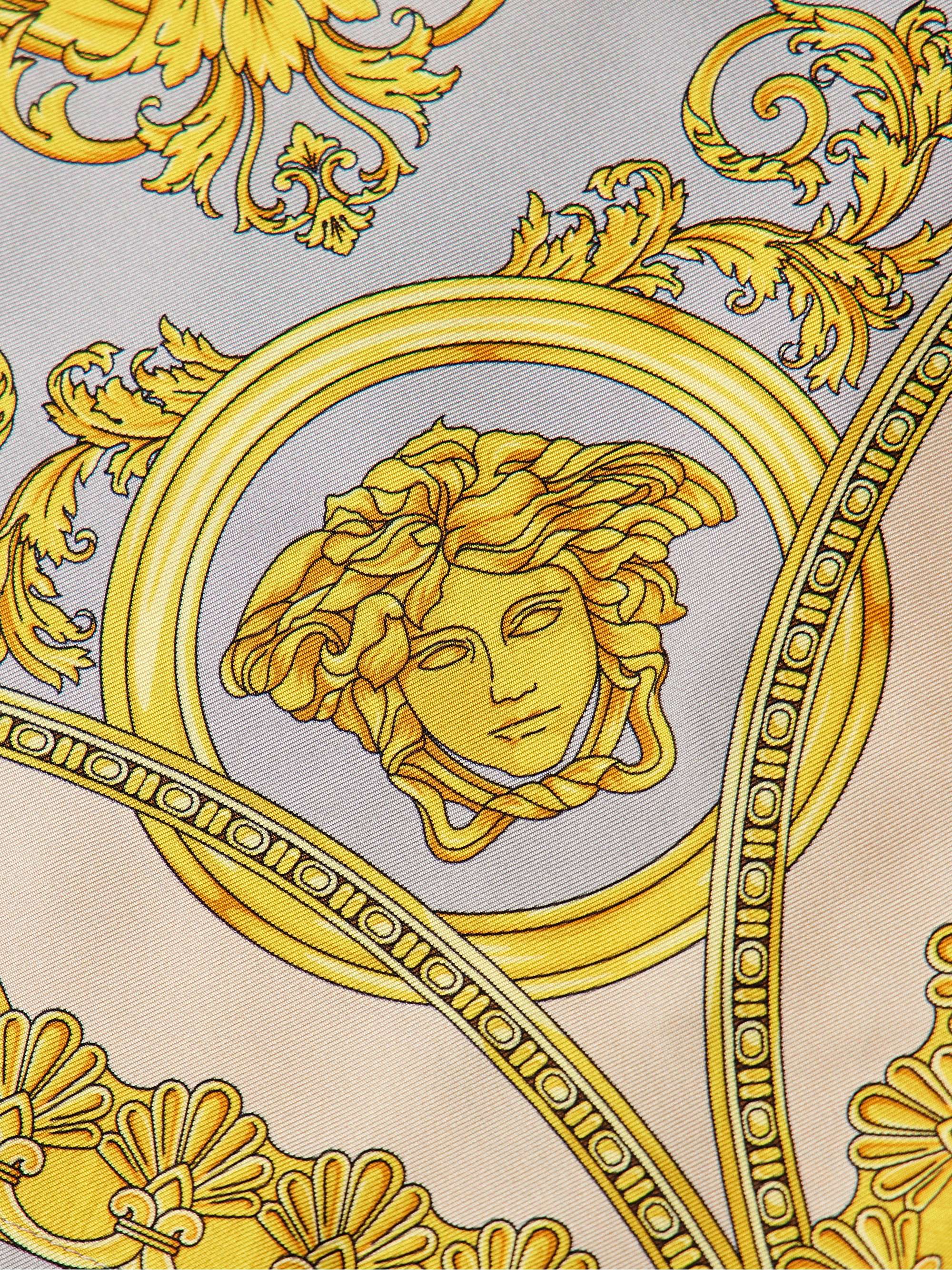 VERSACE 
