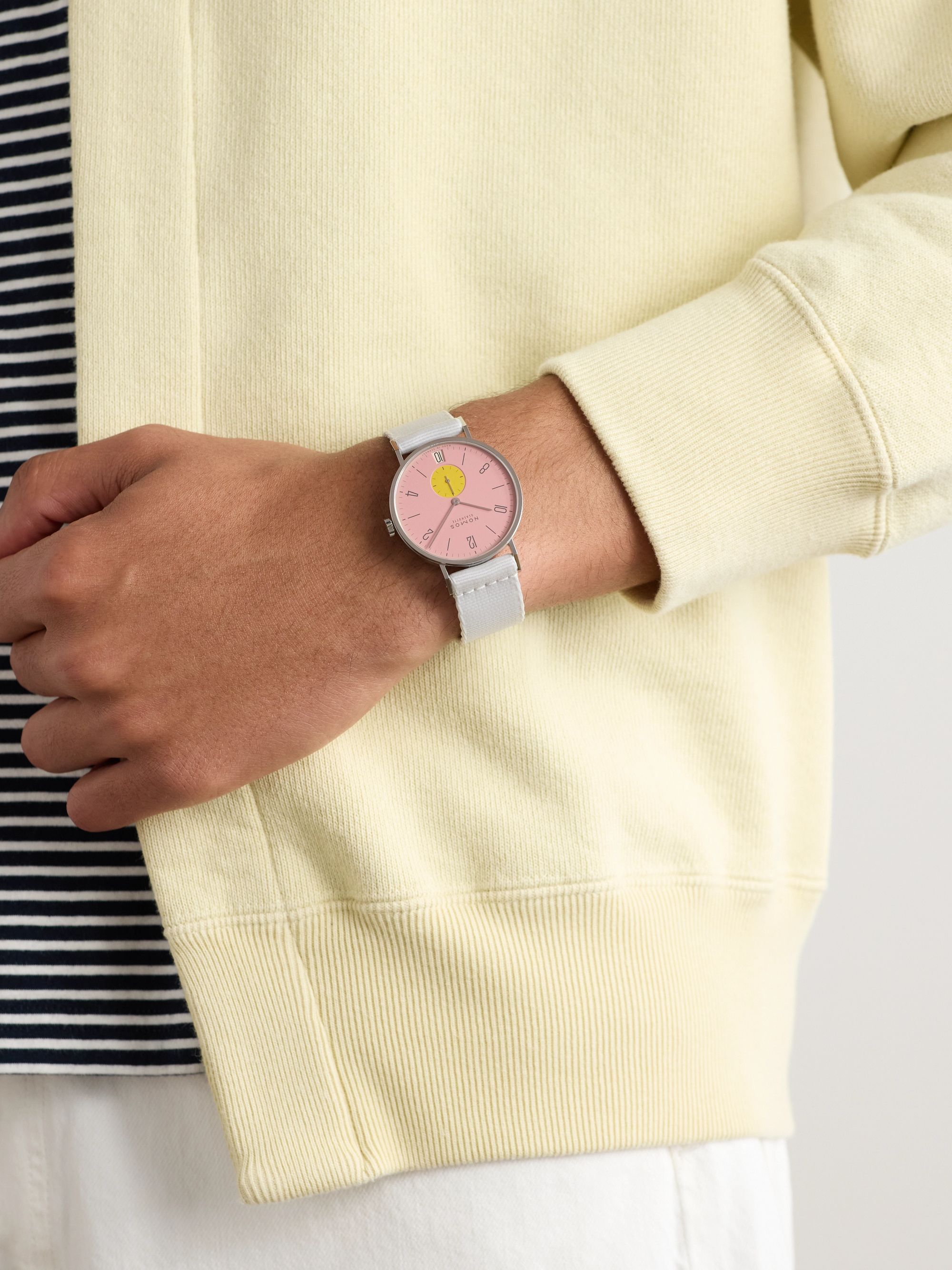 Tangente 38 Date Bubblegum – 38 mm Uhr aus Edelstahl mit 