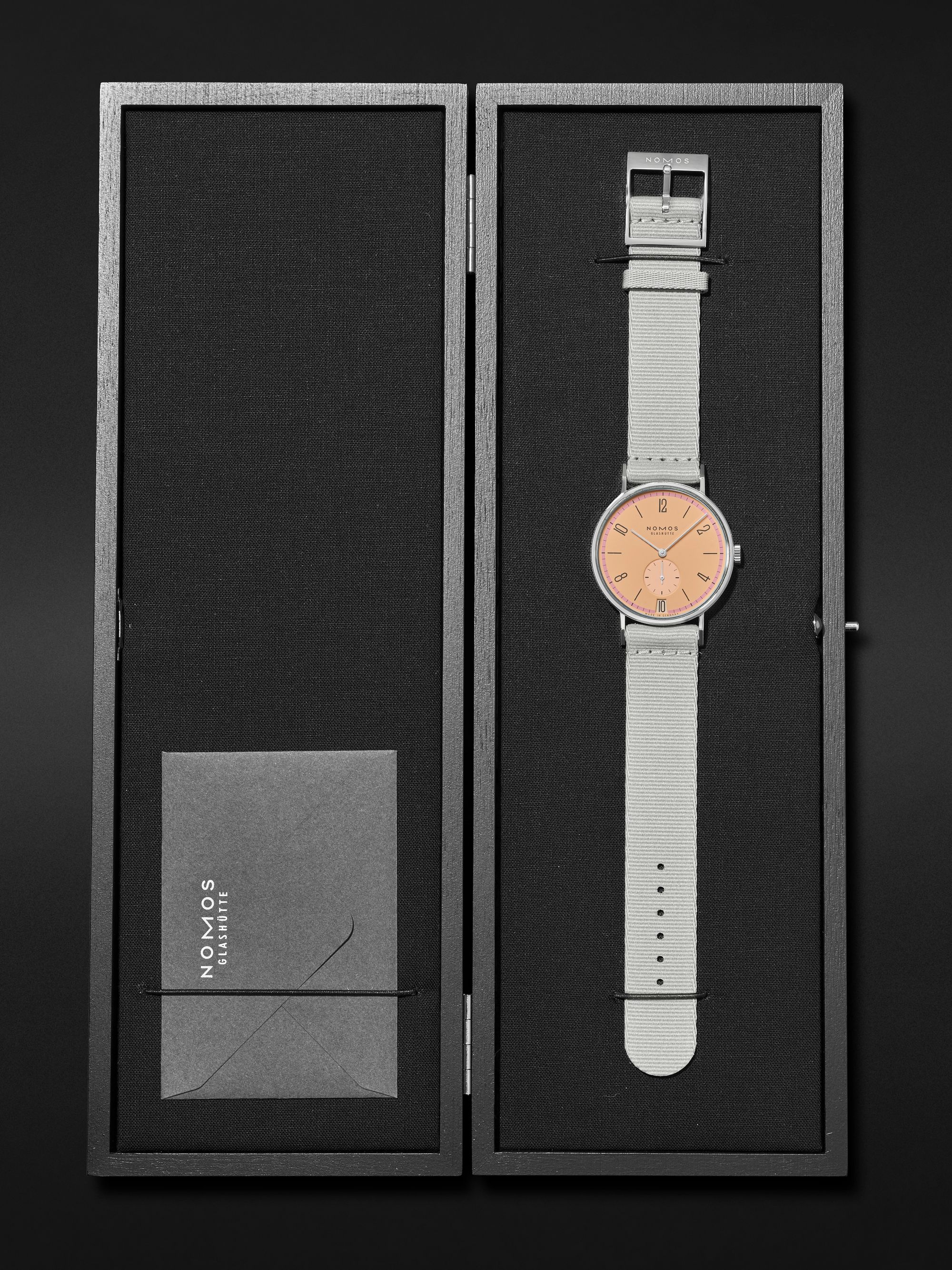 NOMOS GLASHÜTTE 