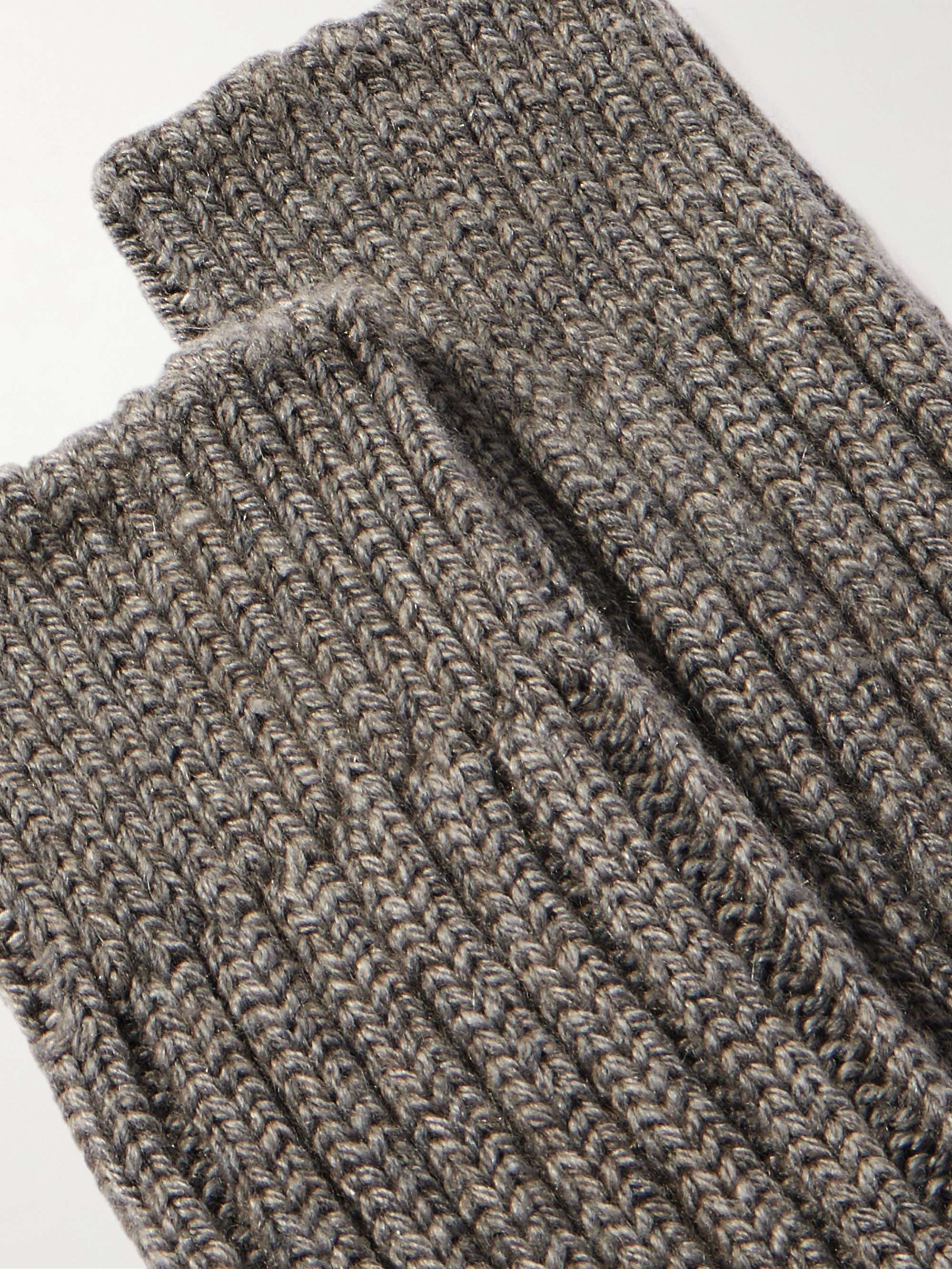 THE ELDER STATESMAN Yosemite Socken aus Kaschmir in Rippstrick