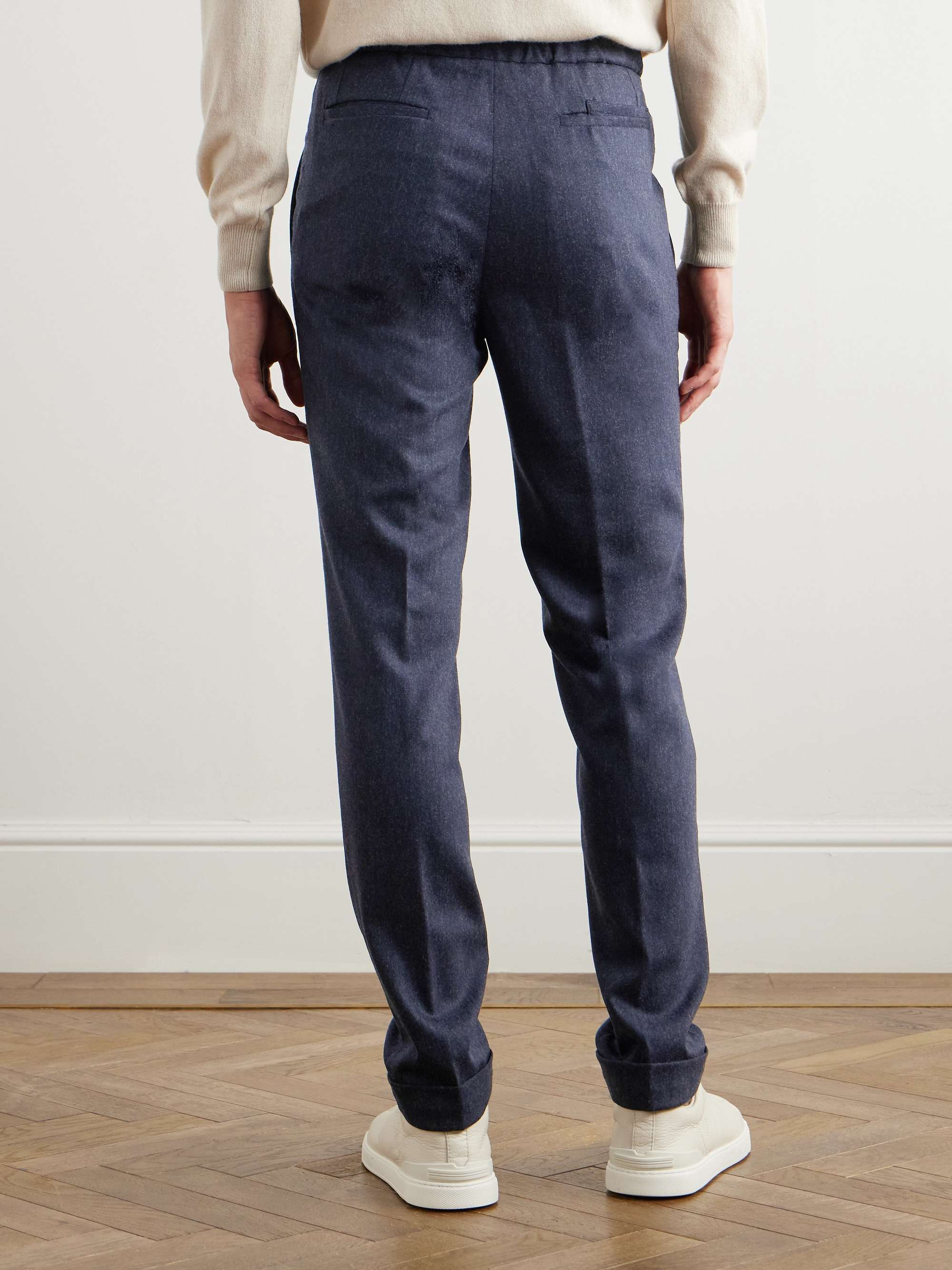 THOM SWEENEY 
