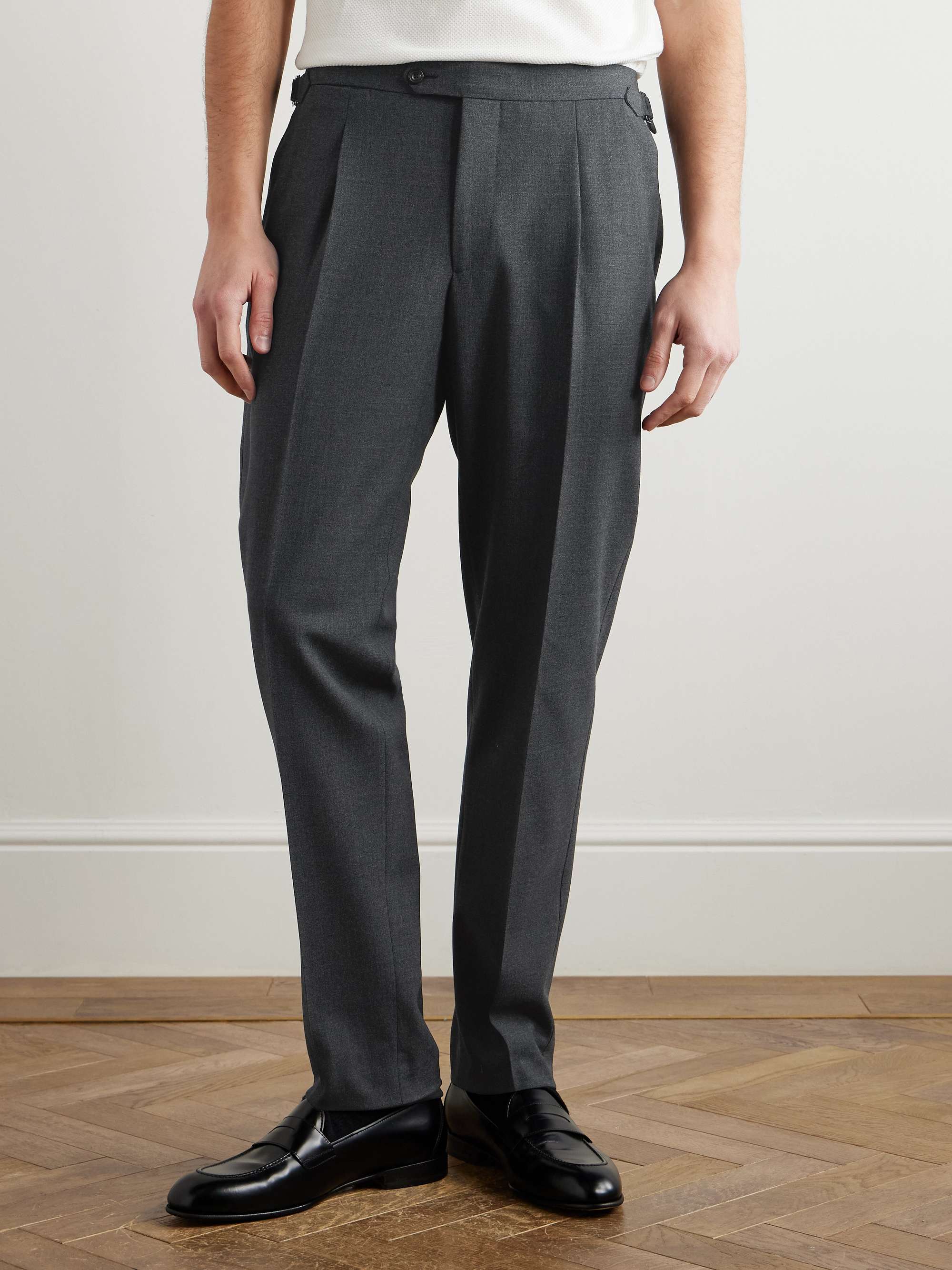 THOM SWEENEY 