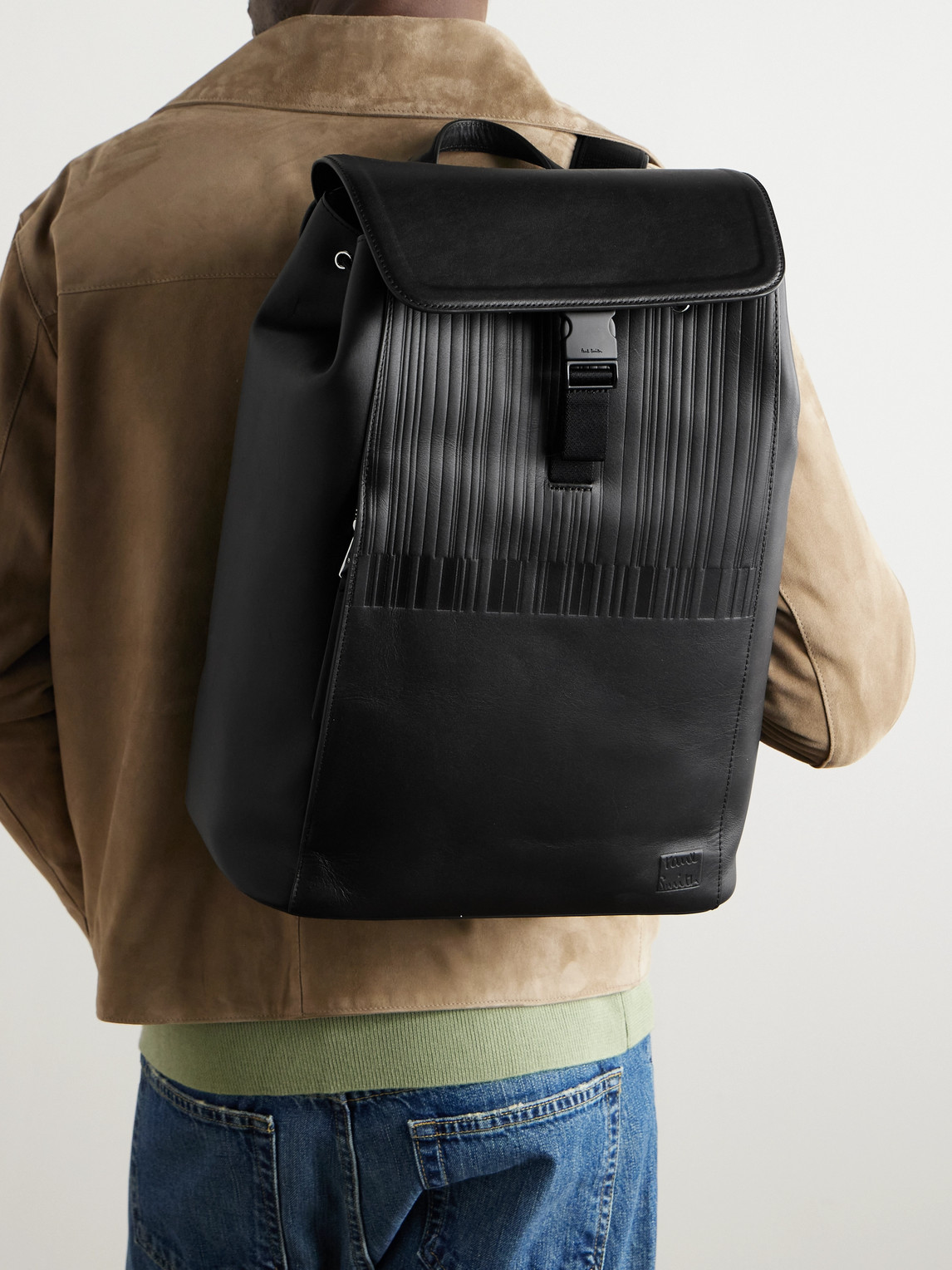 dolton flap backpack leather DLC BUFFALO Main compartment features an inside zippered pocket Emporio Armani - Tumbled leather