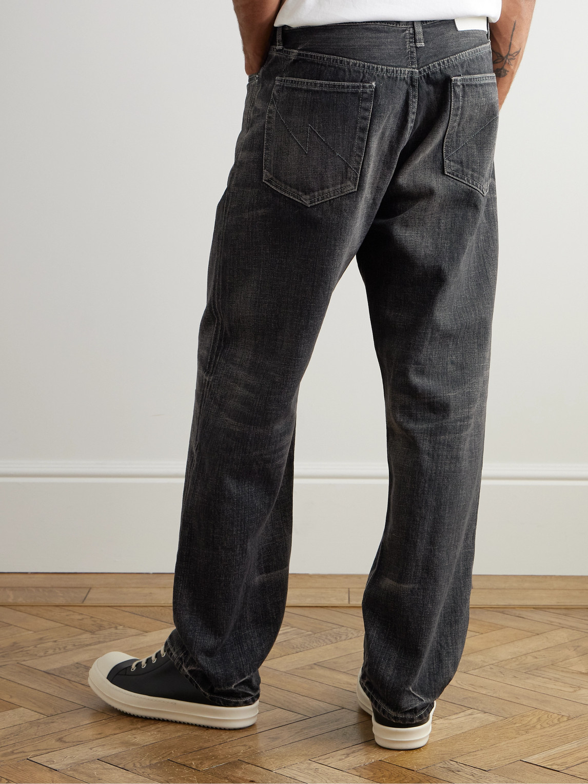 Shop Neighborhood Dp Basic Straight-leg Selvedge Jeans In Black