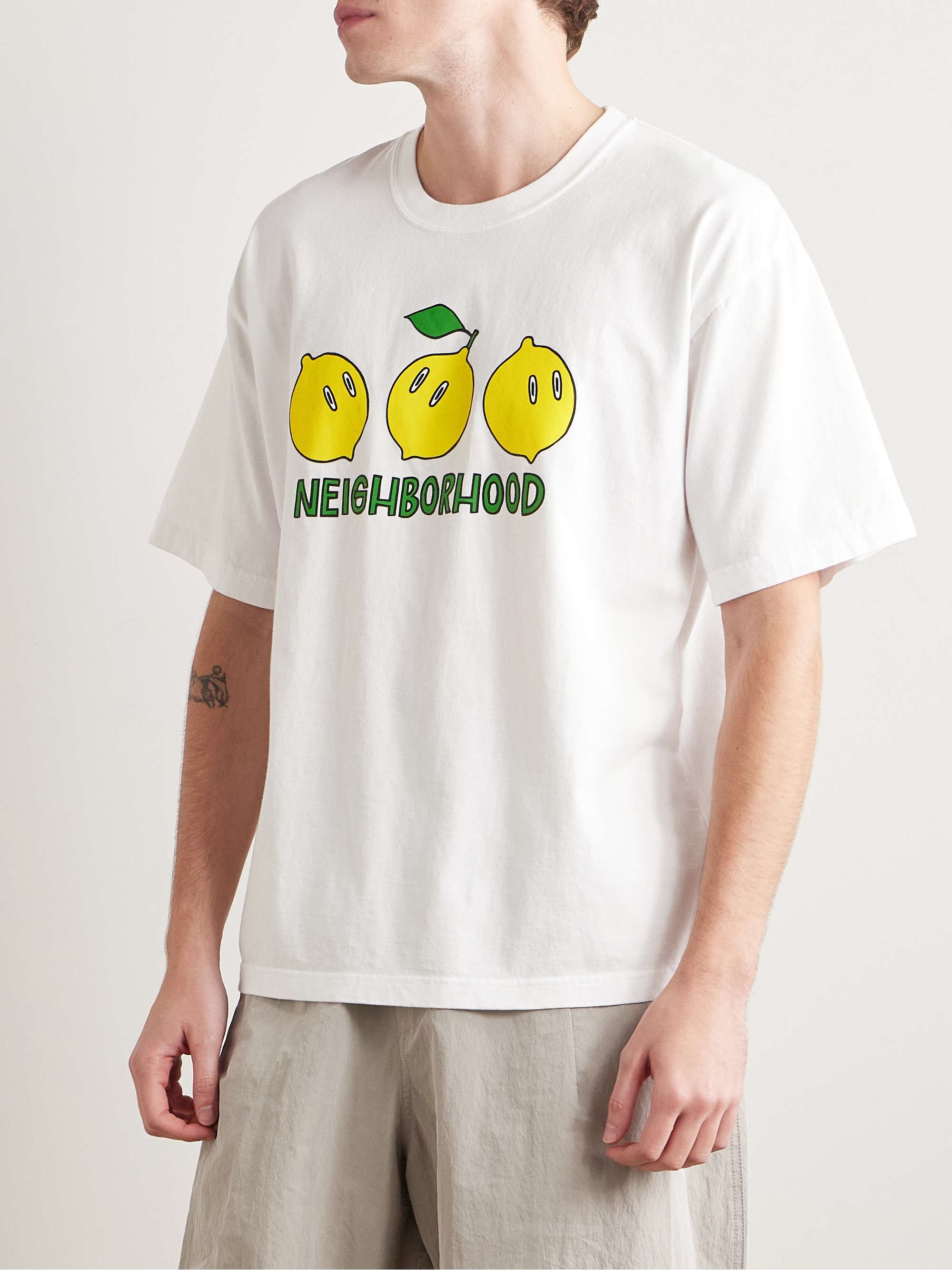 NEIGHBORHOOD 