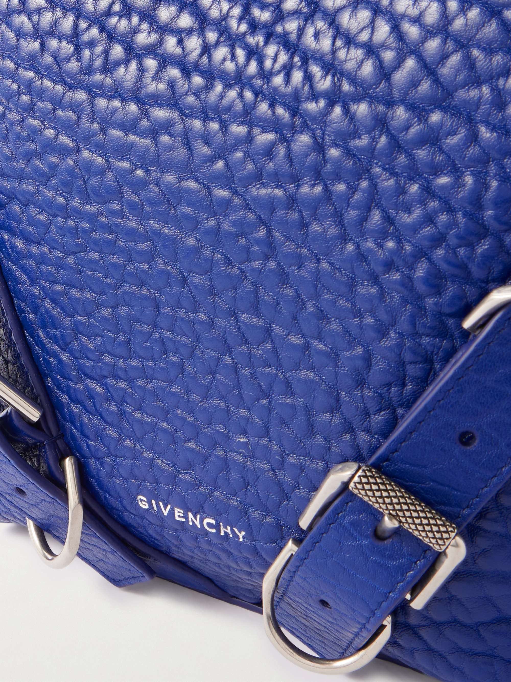 GIVENCHY 