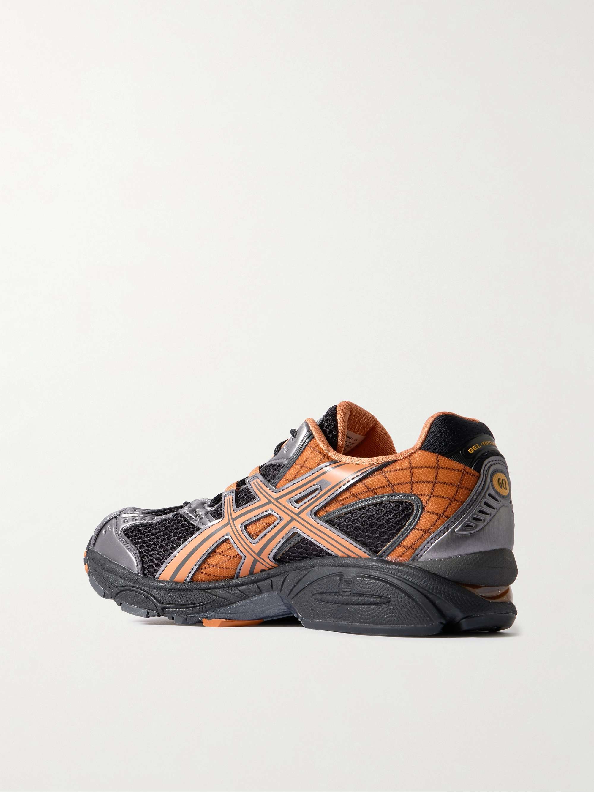 ASICS 
