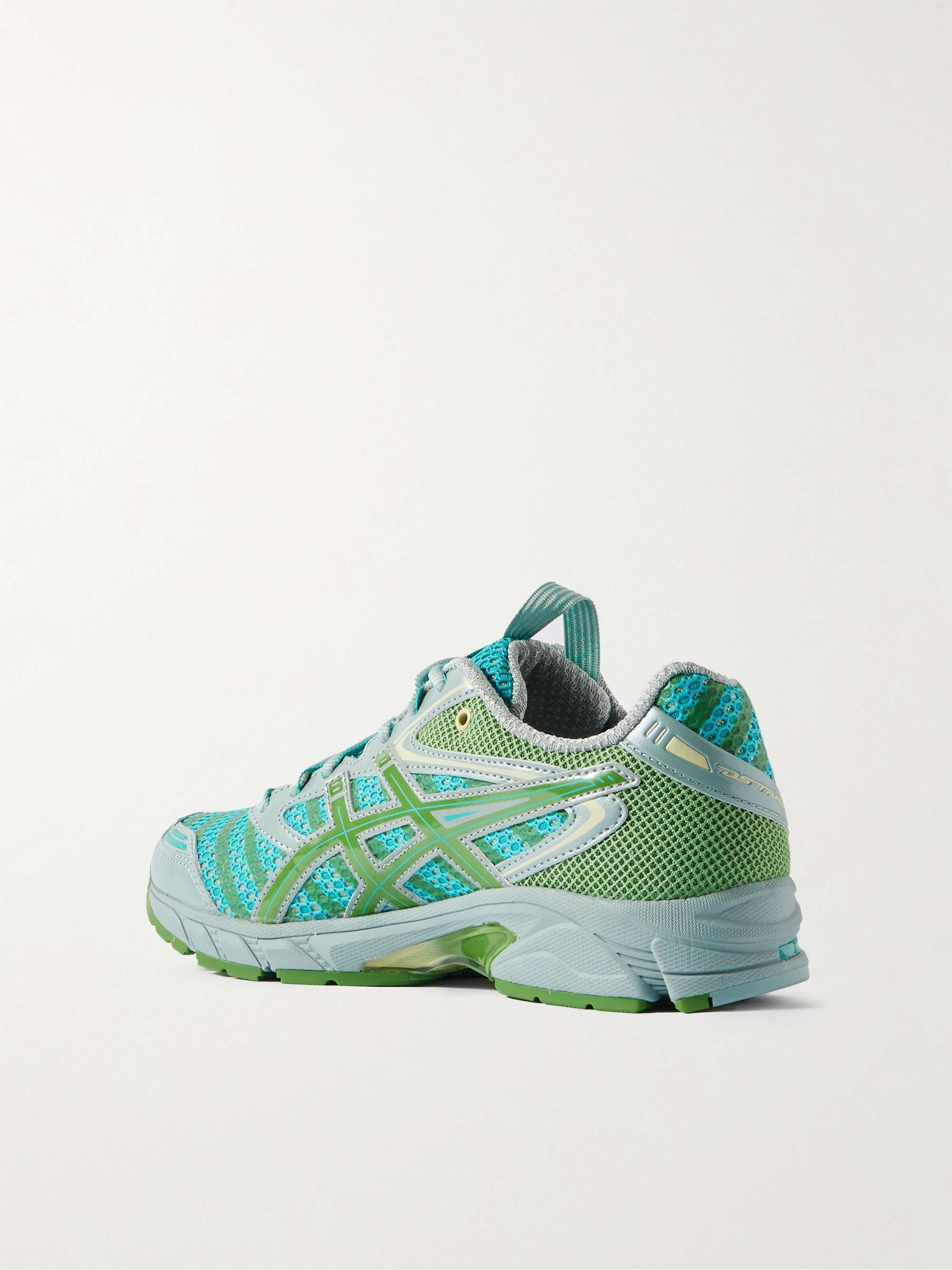 ASICS 