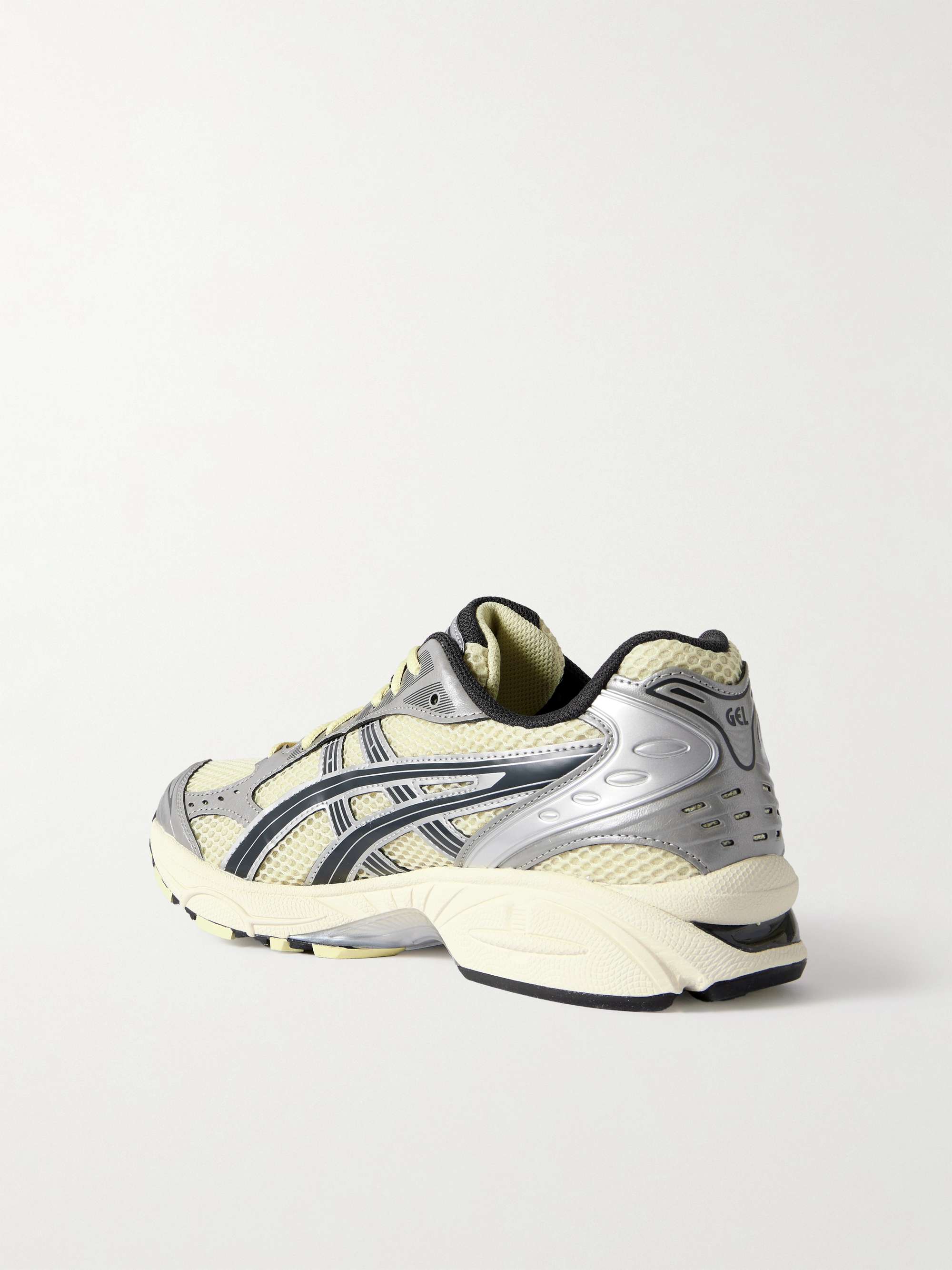 ASICS 