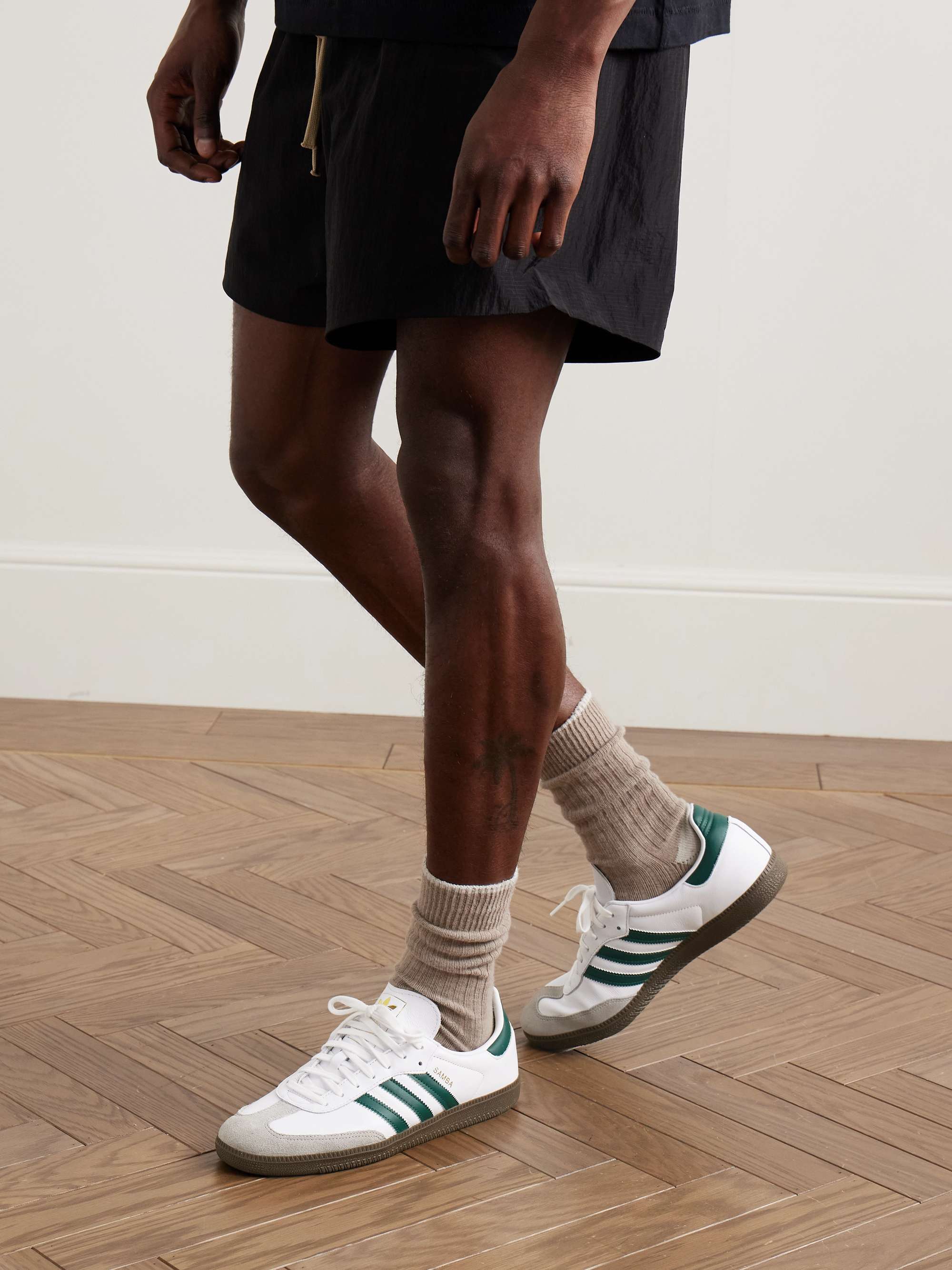 ADIDAS ORIGINALS 