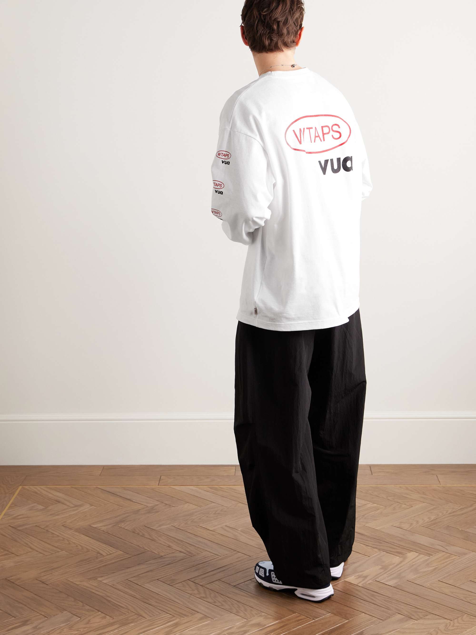 WTAPS® Cropped Tapered Logo-Appliquéd Pleated Twill Trousers WTAPS® Cropped Tapered Logo-Appliquéd Pleated Twill Trousers