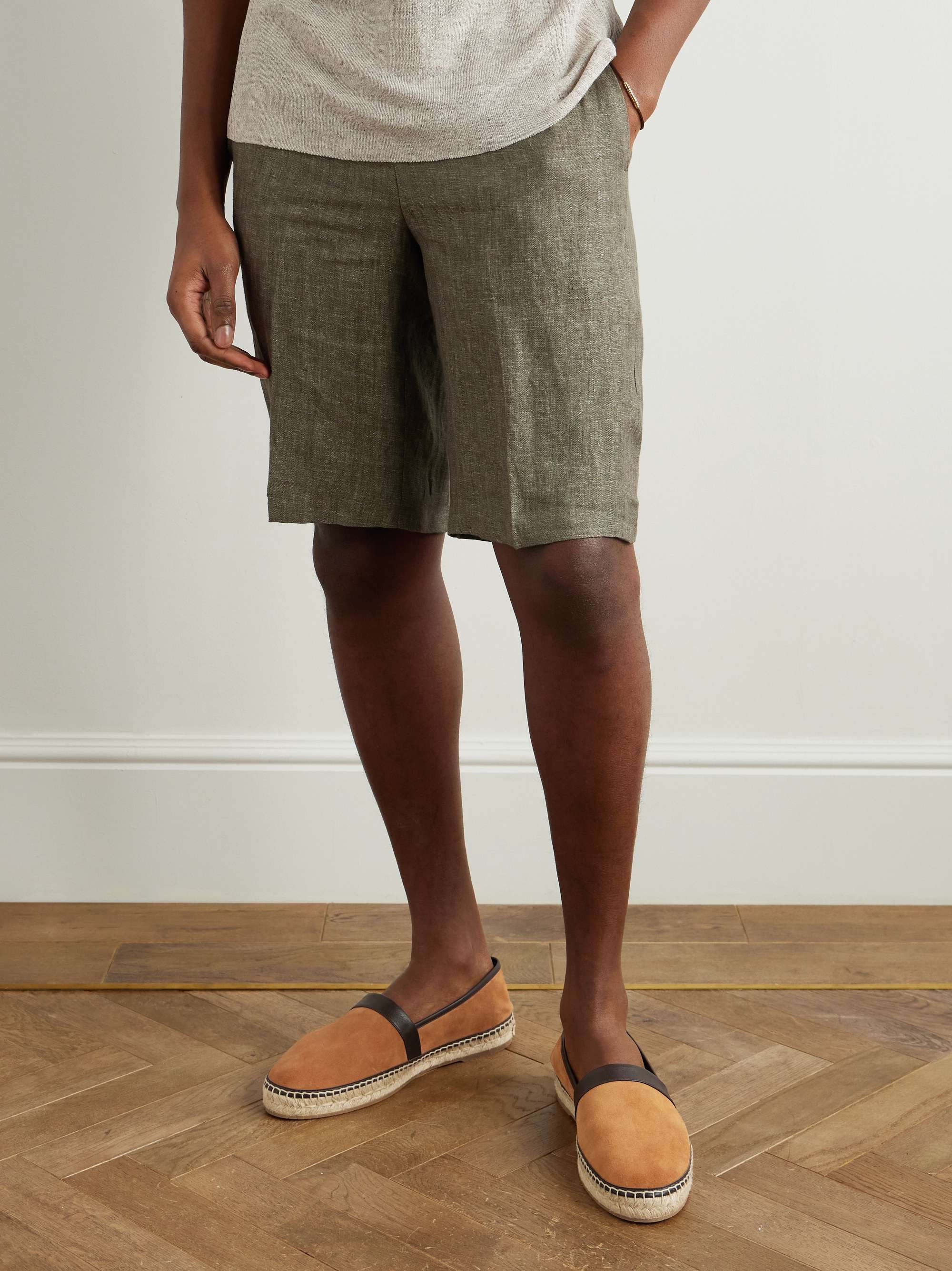 MANOLO BLAHNIK 
