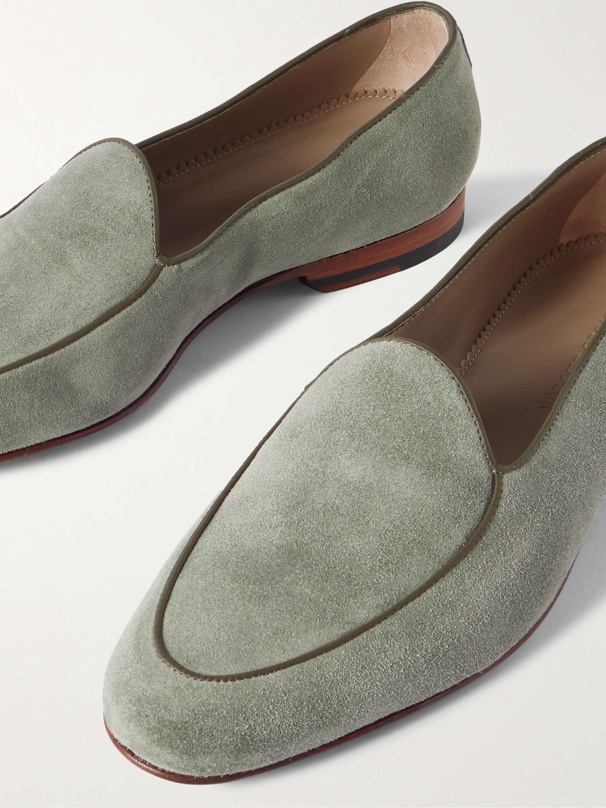 MANOLO BLAHNIK 