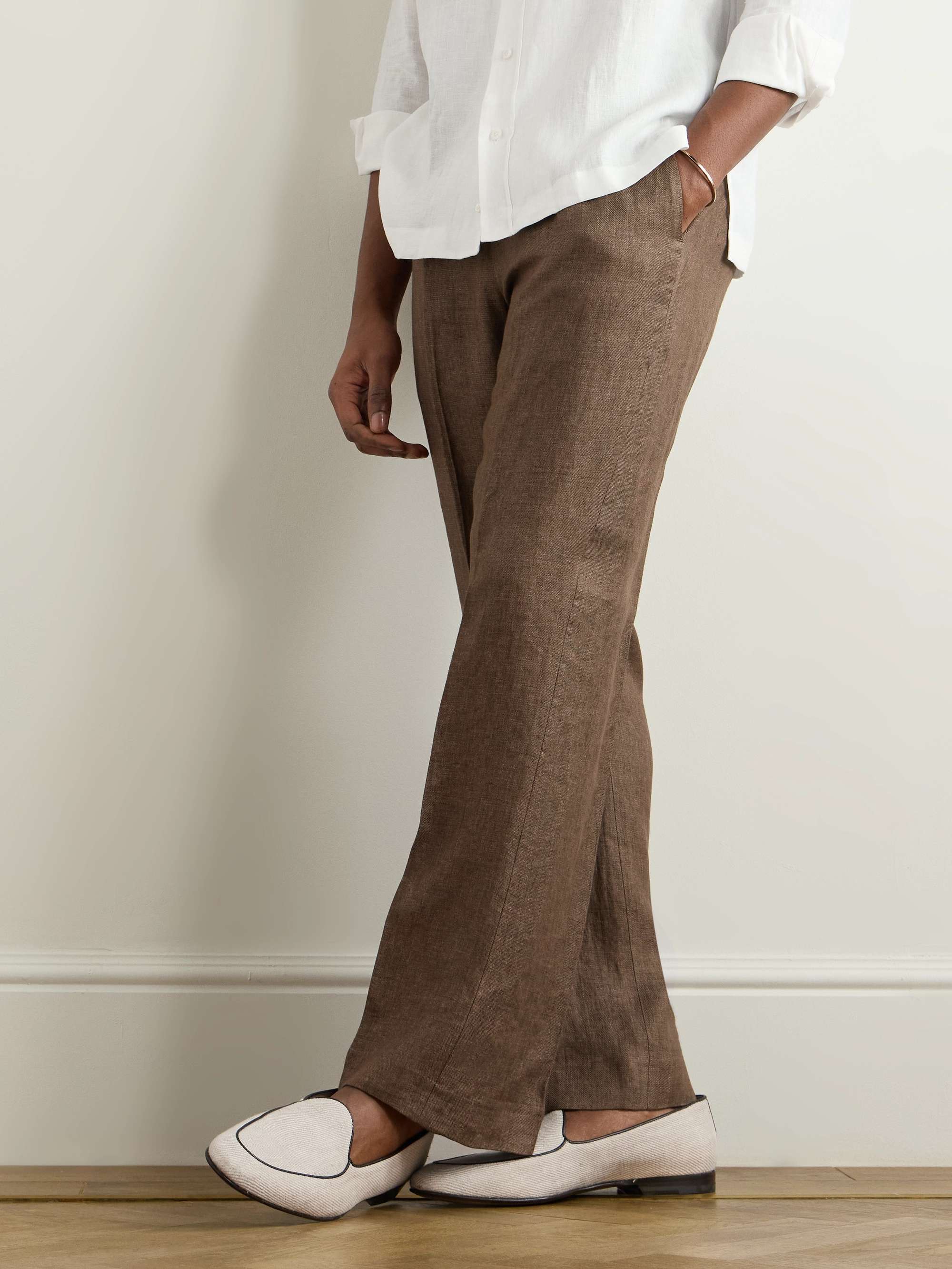 MANOLO BLAHNIK 