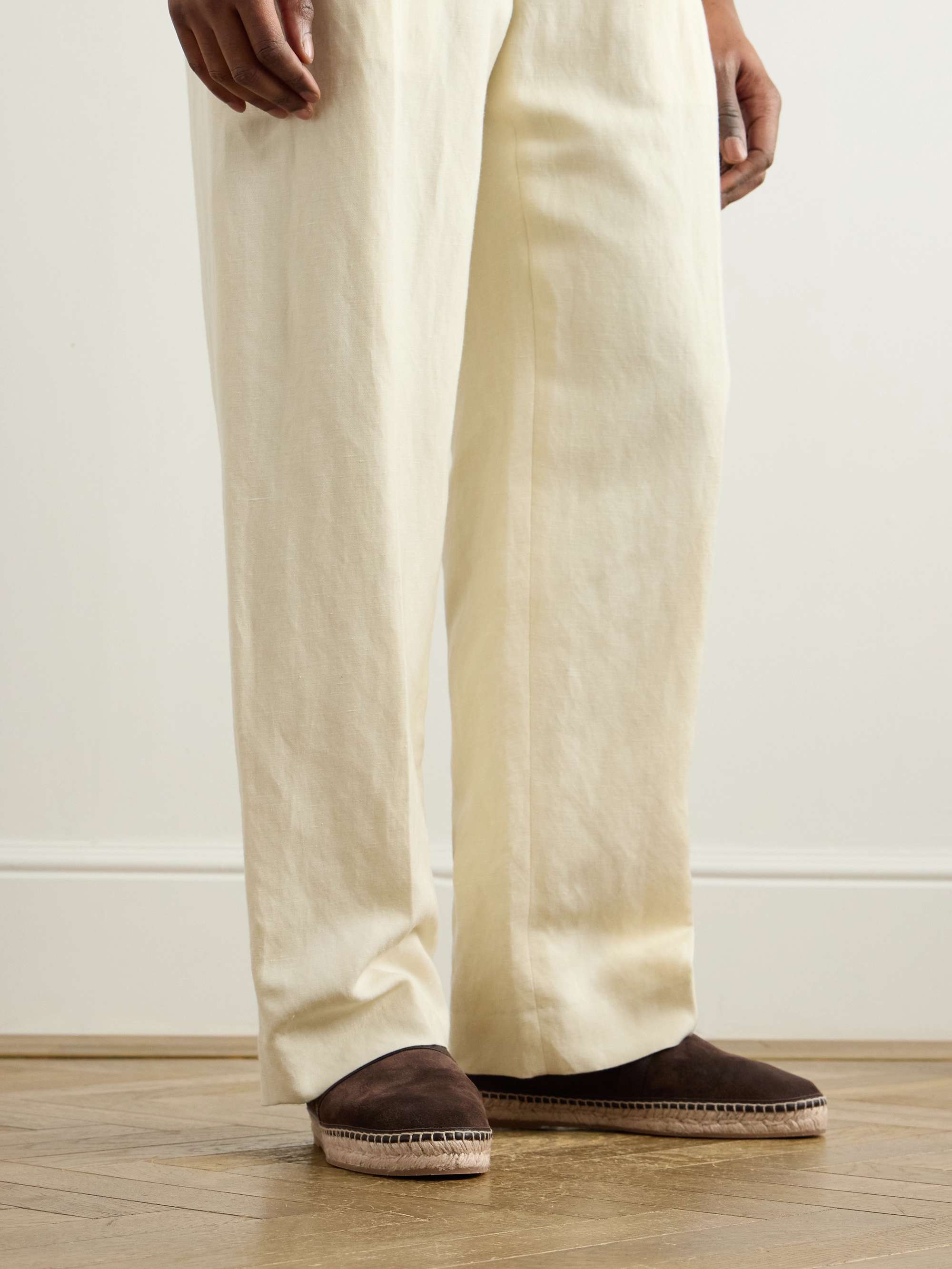 MANOLO BLAHNIK 