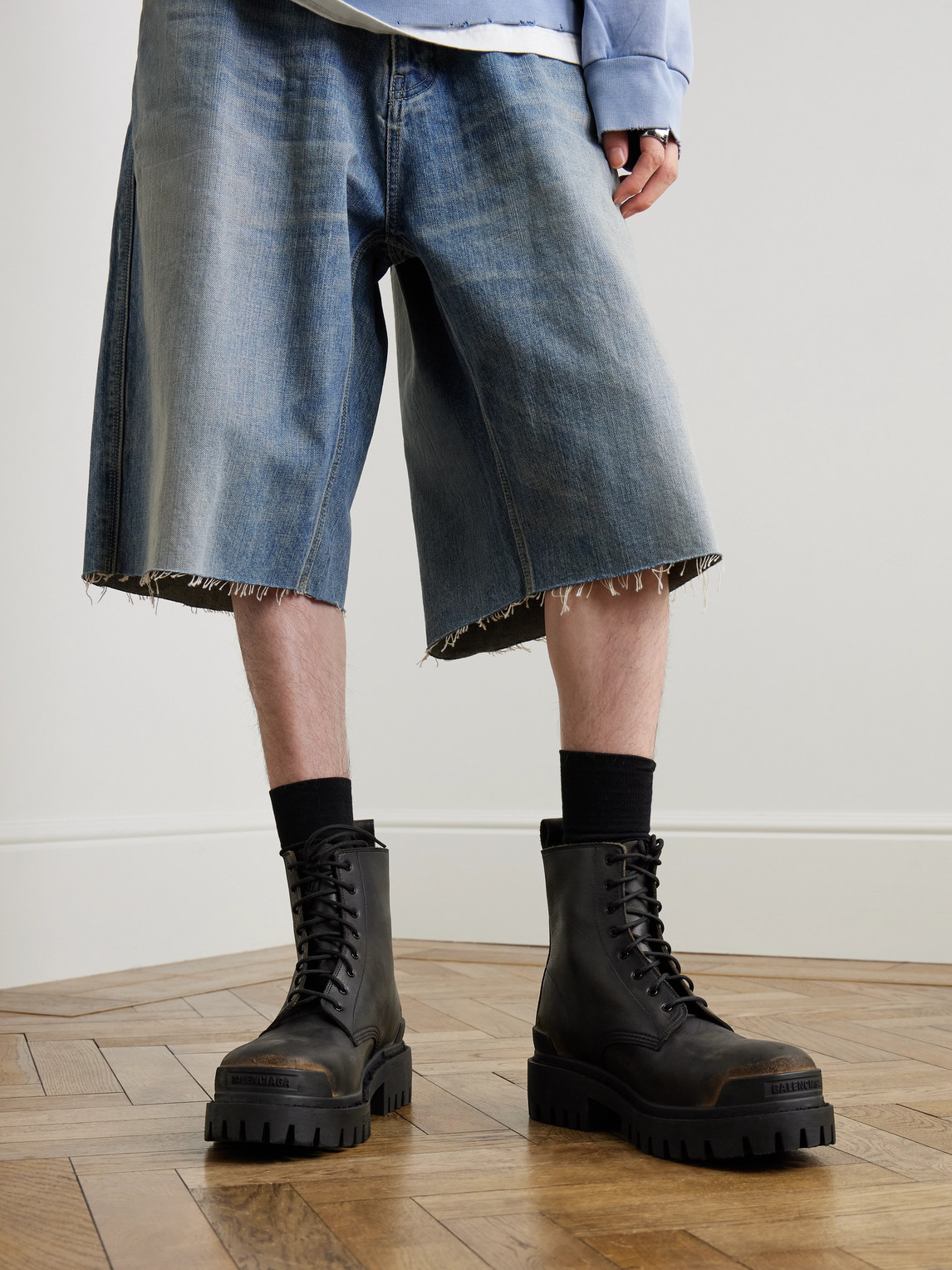 Balenciaga Leather Boot In Black