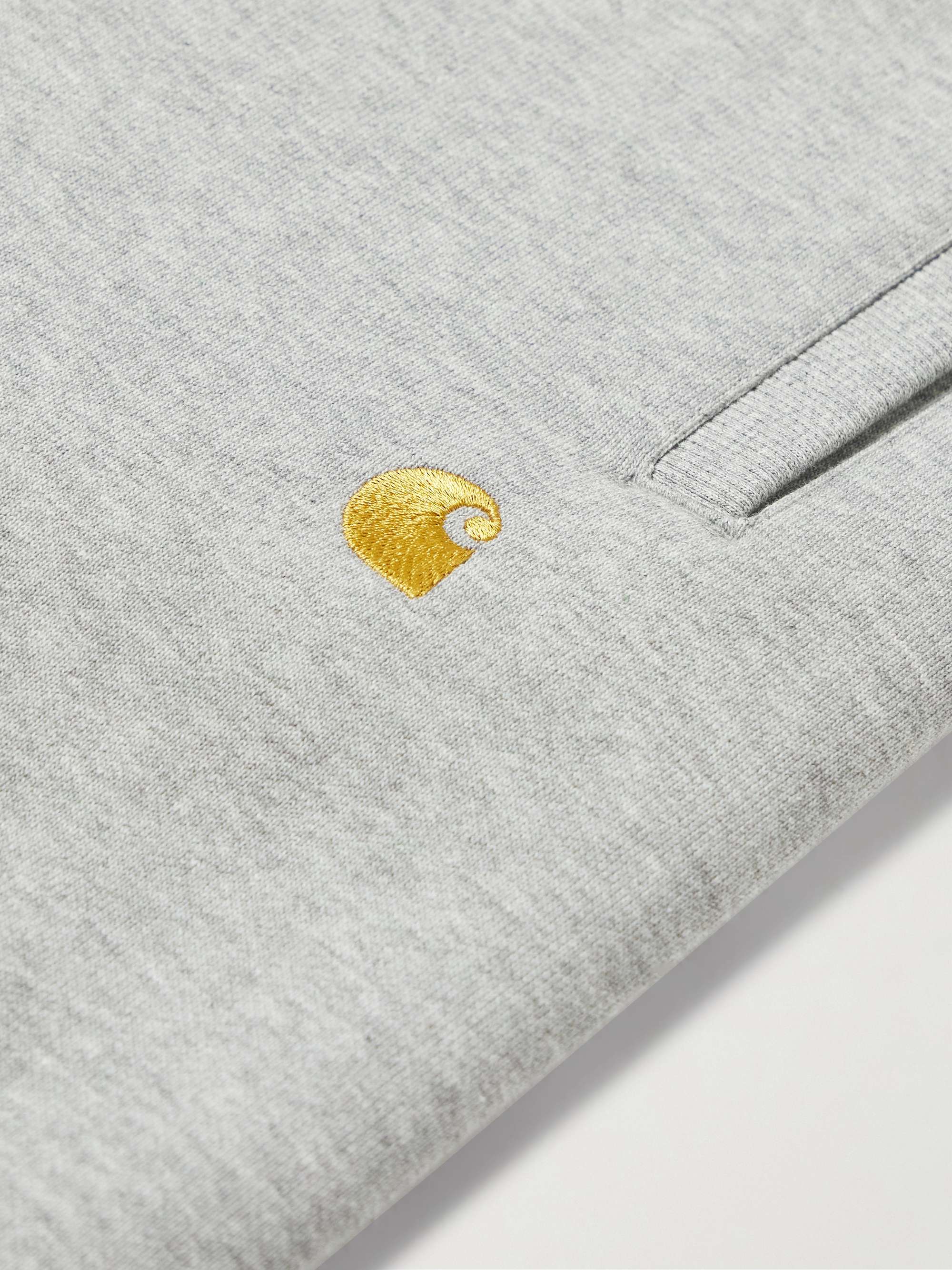 CARHARTT WIP شورت Chase بقصة مستقيمة الساقين من مزيج قطن الجيرسي مطرّز بشعار العلامة