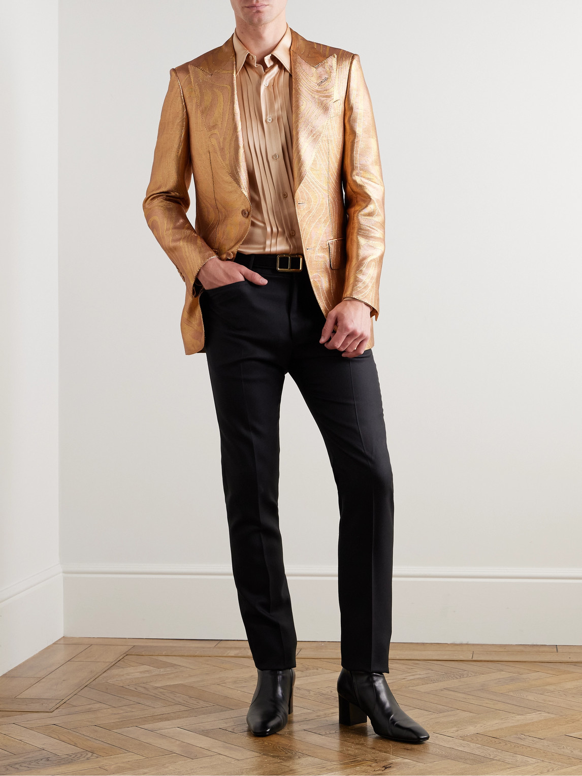 Tom Ford Dyllan Dupioni-jacquard Suit Jacket In Gold
