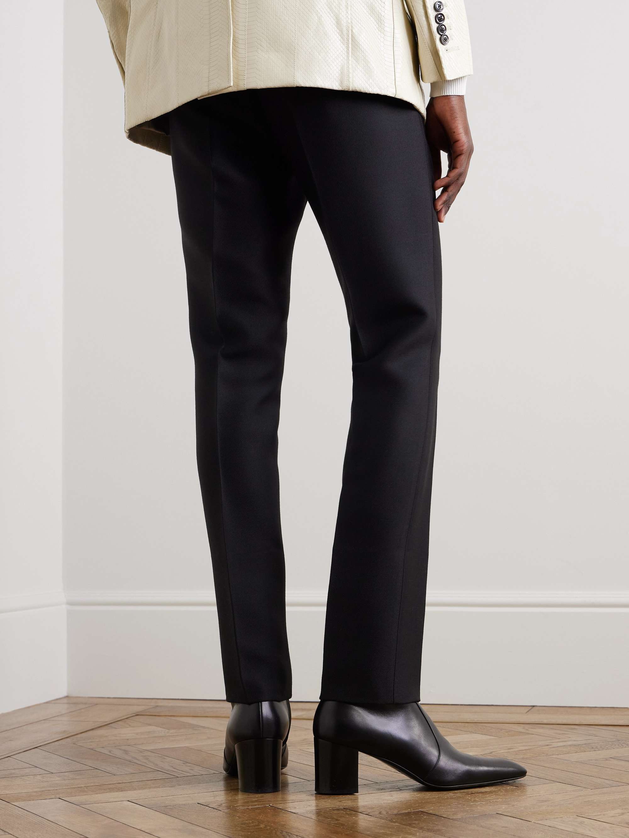 TOM FORD 