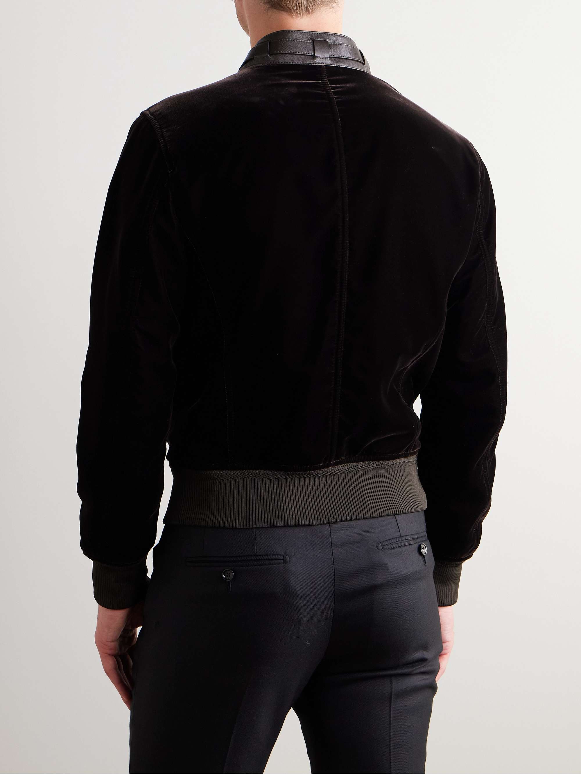 TOM FORD 