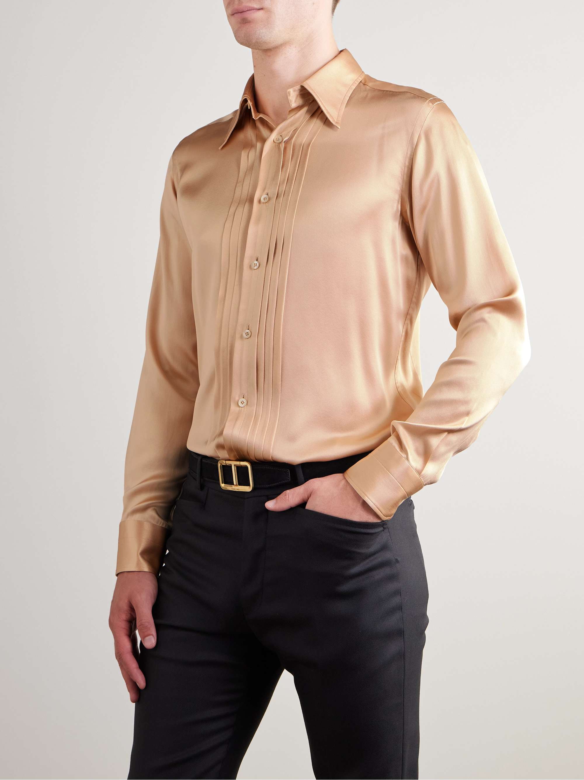 TOM FORD 