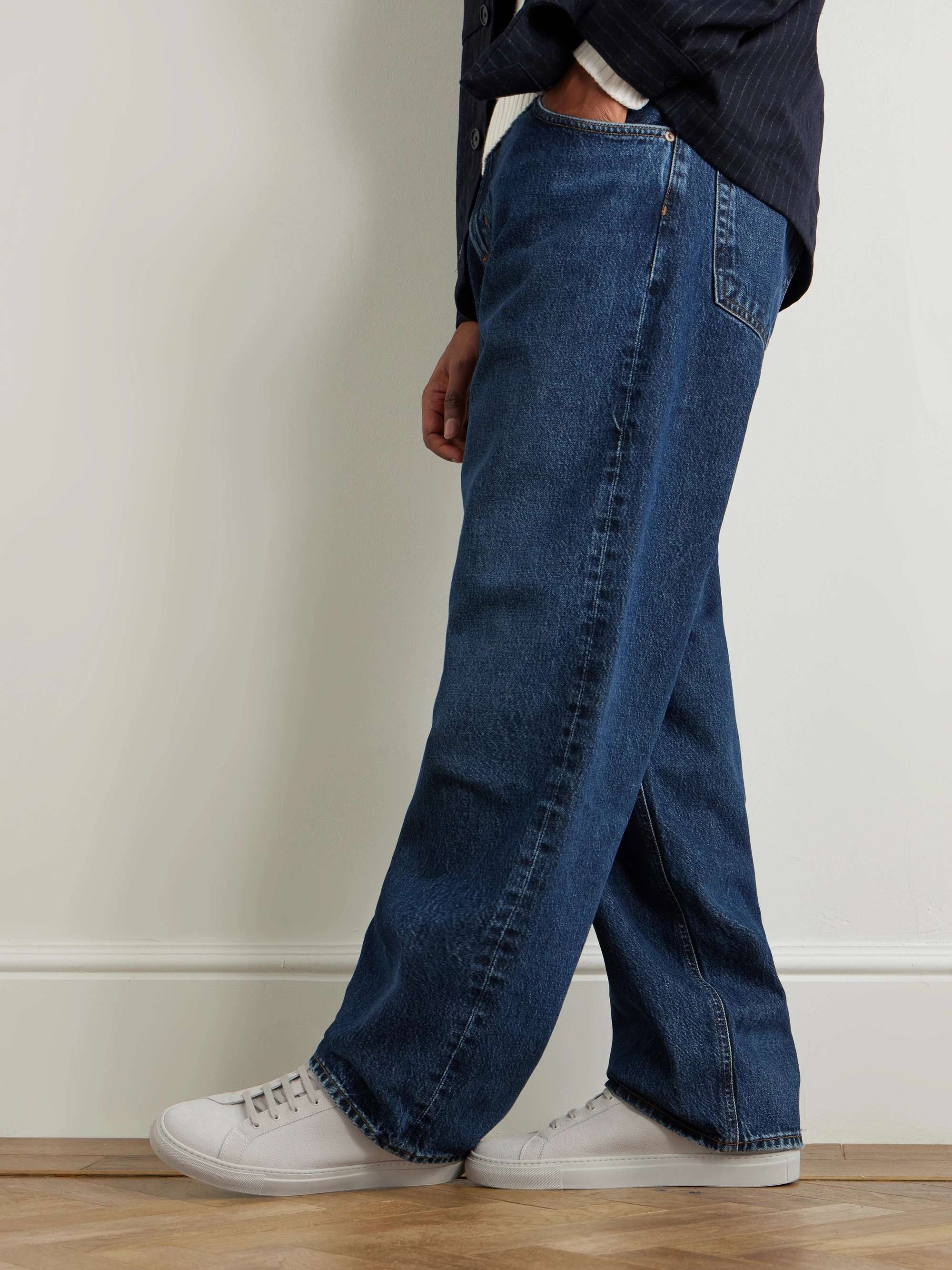COMMON PROJECTS 
