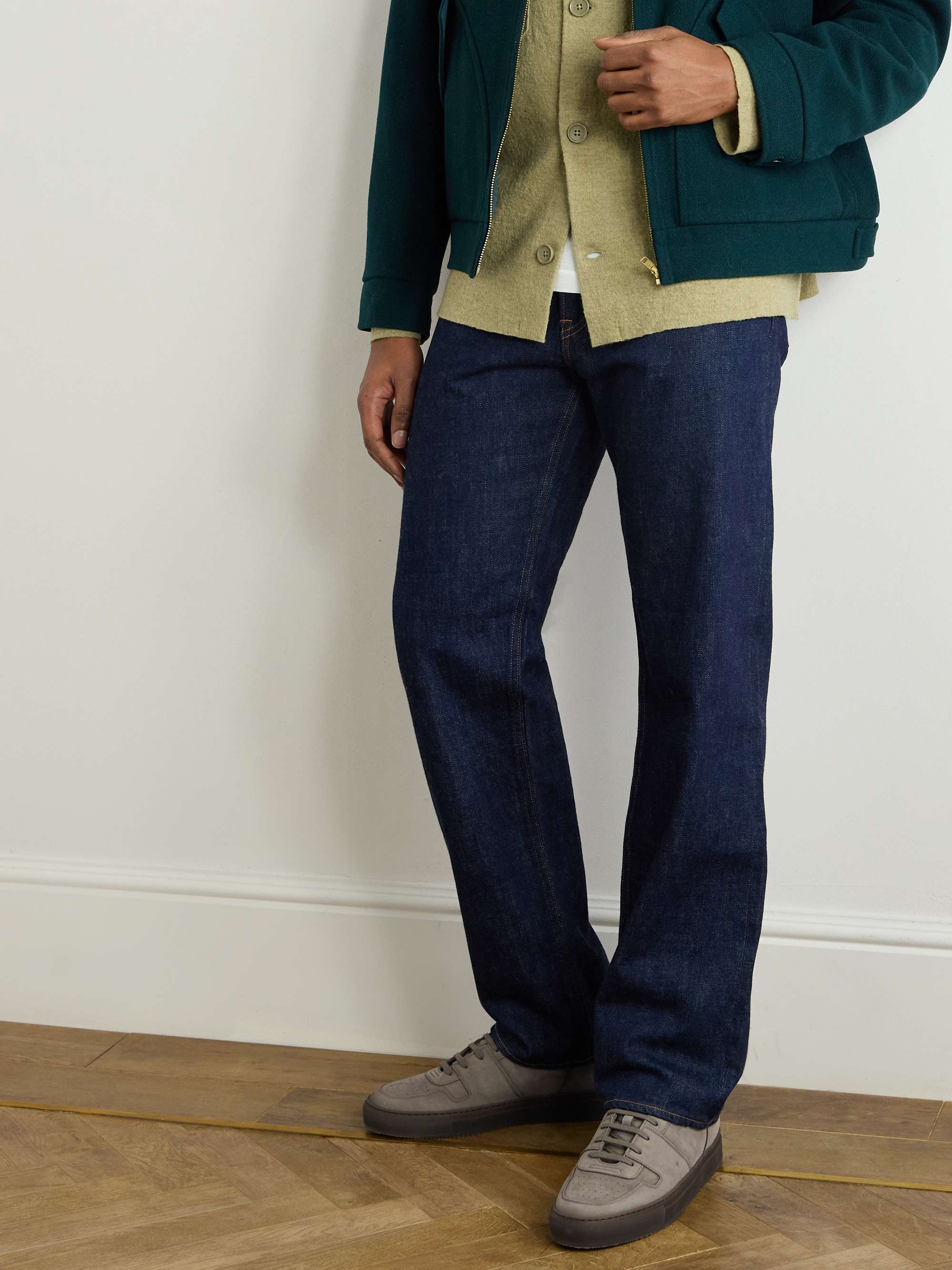 COMMON PROJECTS 