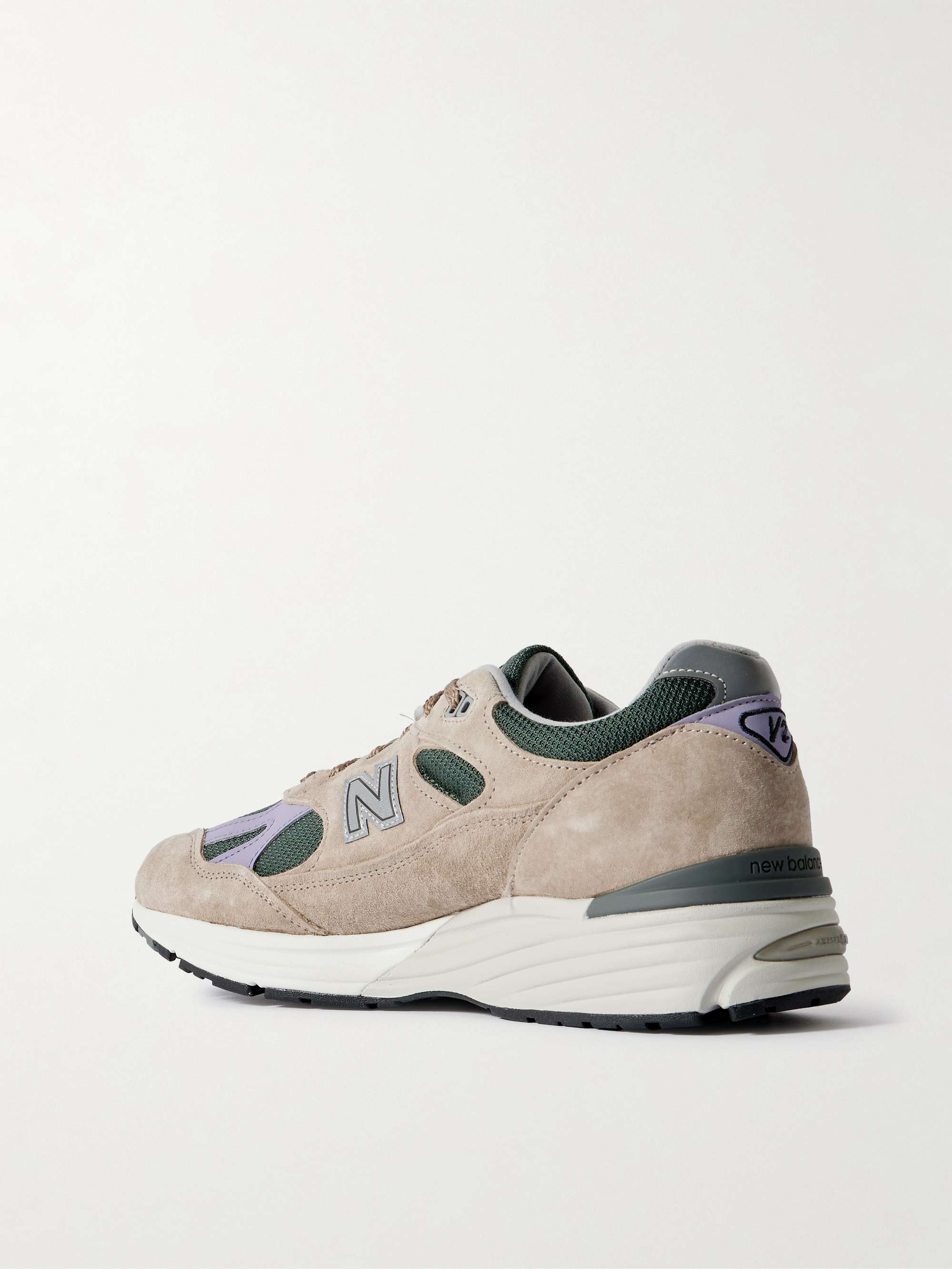 NEW BALANCE 