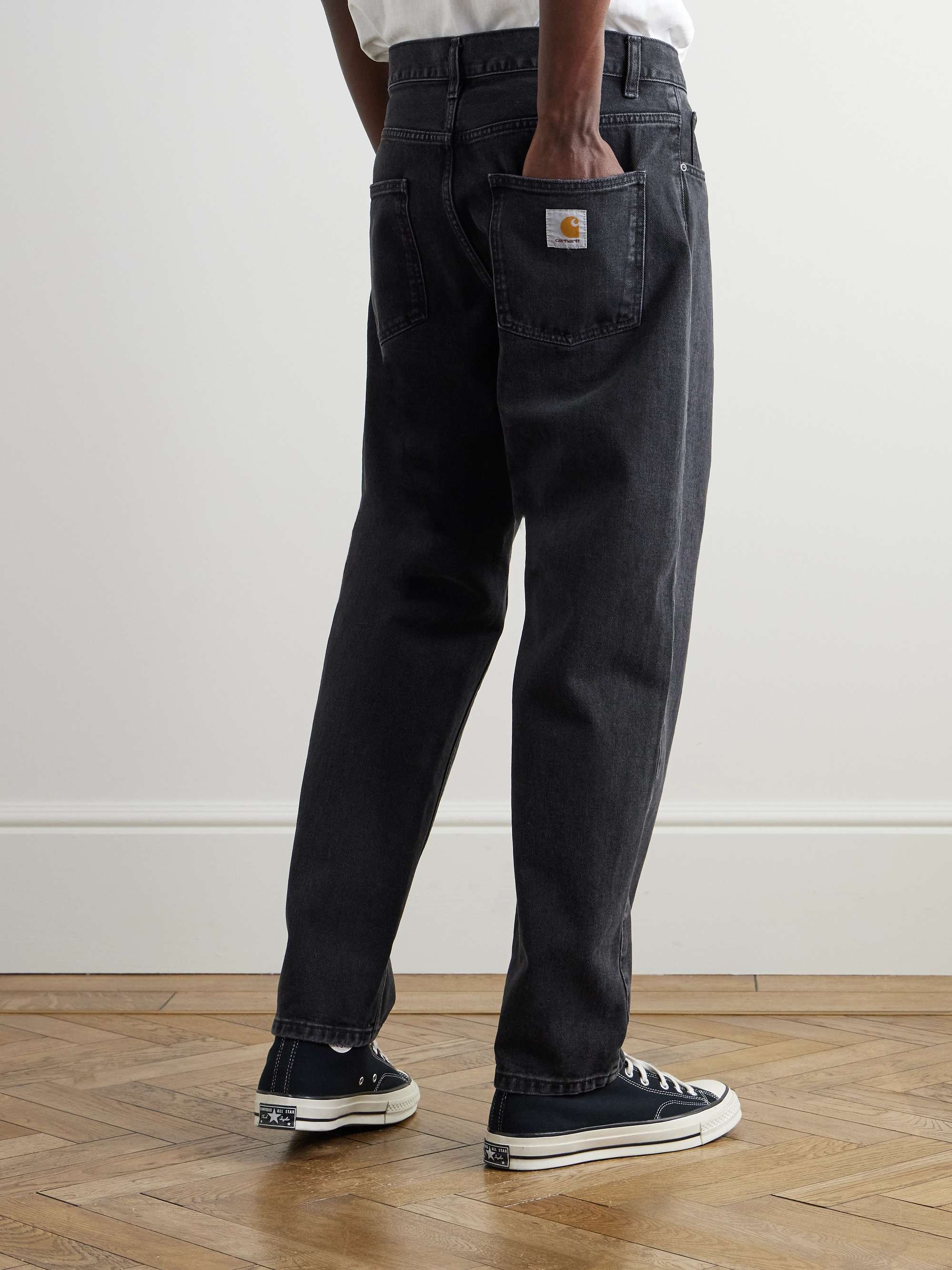 CARHARTT WIP 뉴얼 테이퍼드 로고 아플리케 진