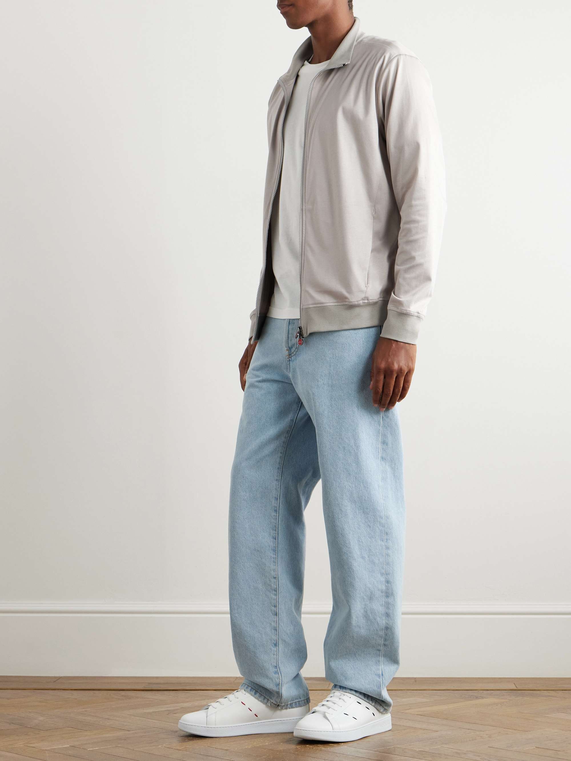 KITON 
