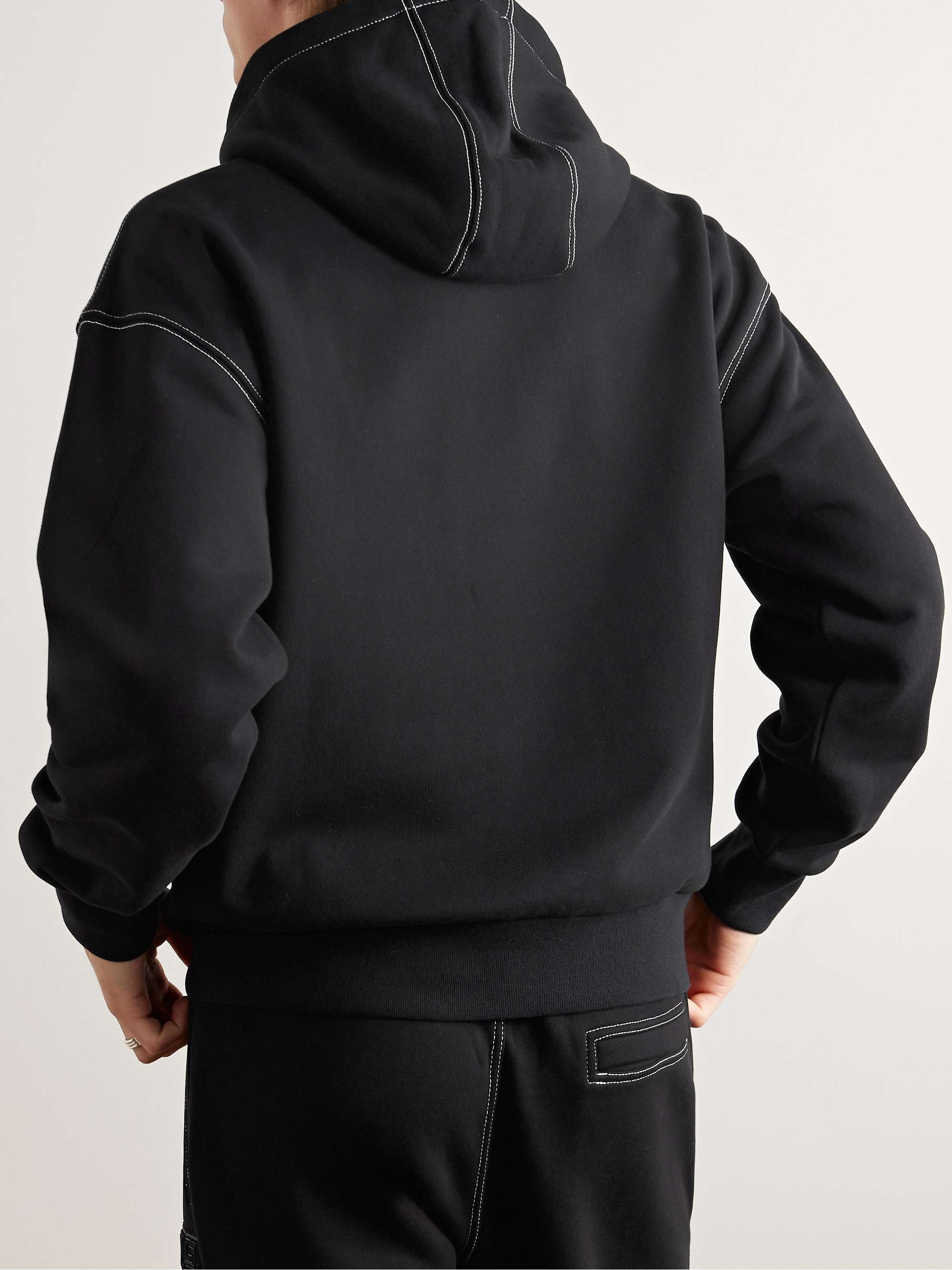 GIVENCHY 