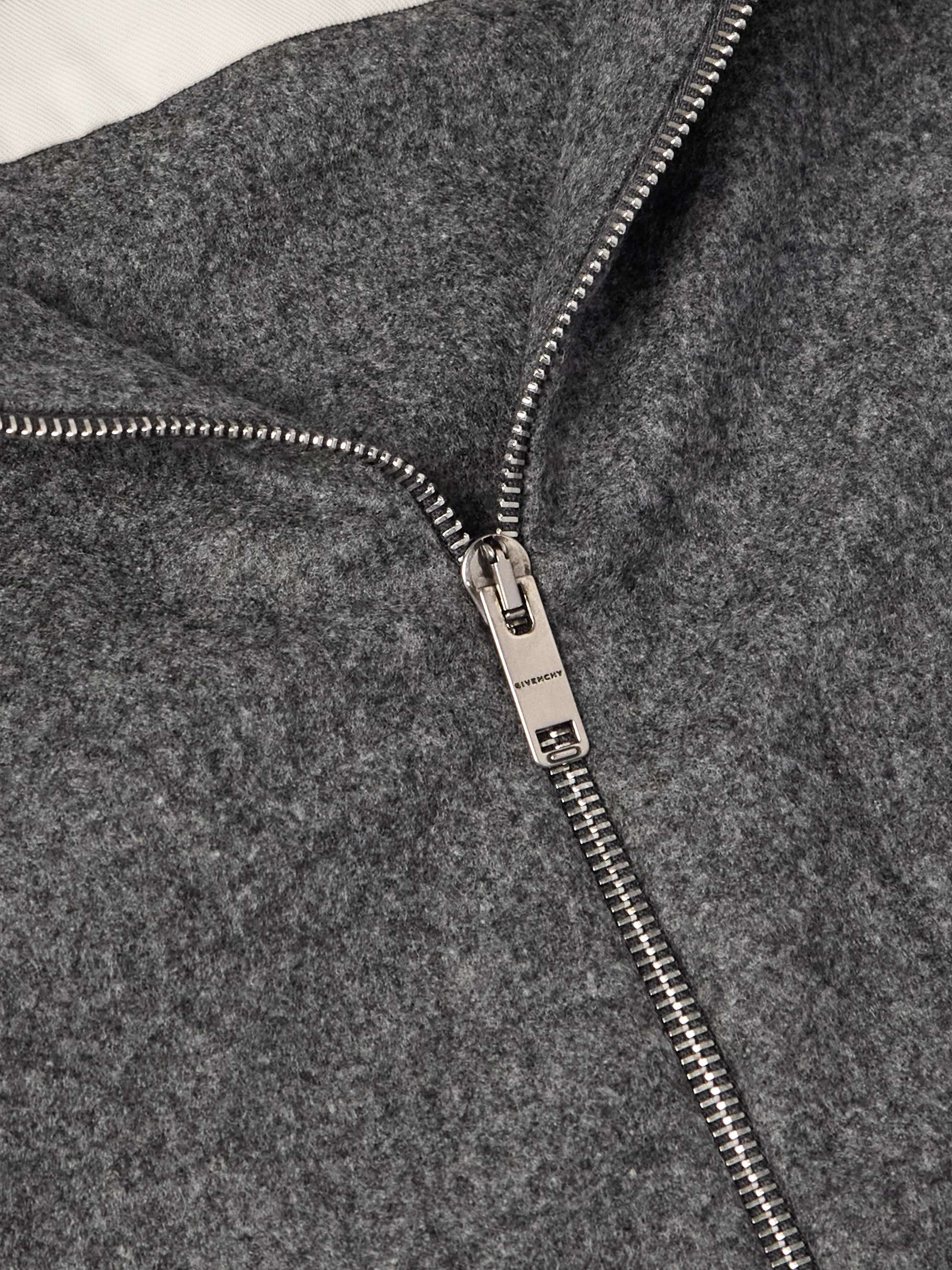 GIVENCHY 
