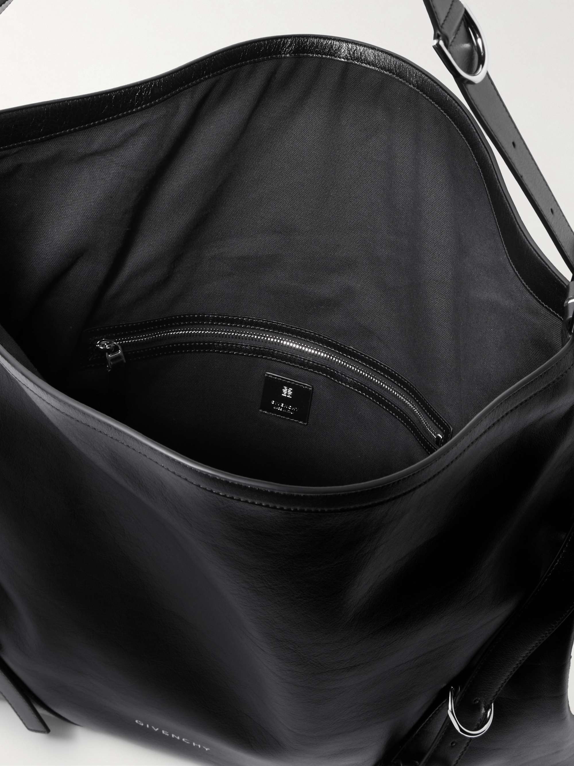 GIVENCHY 