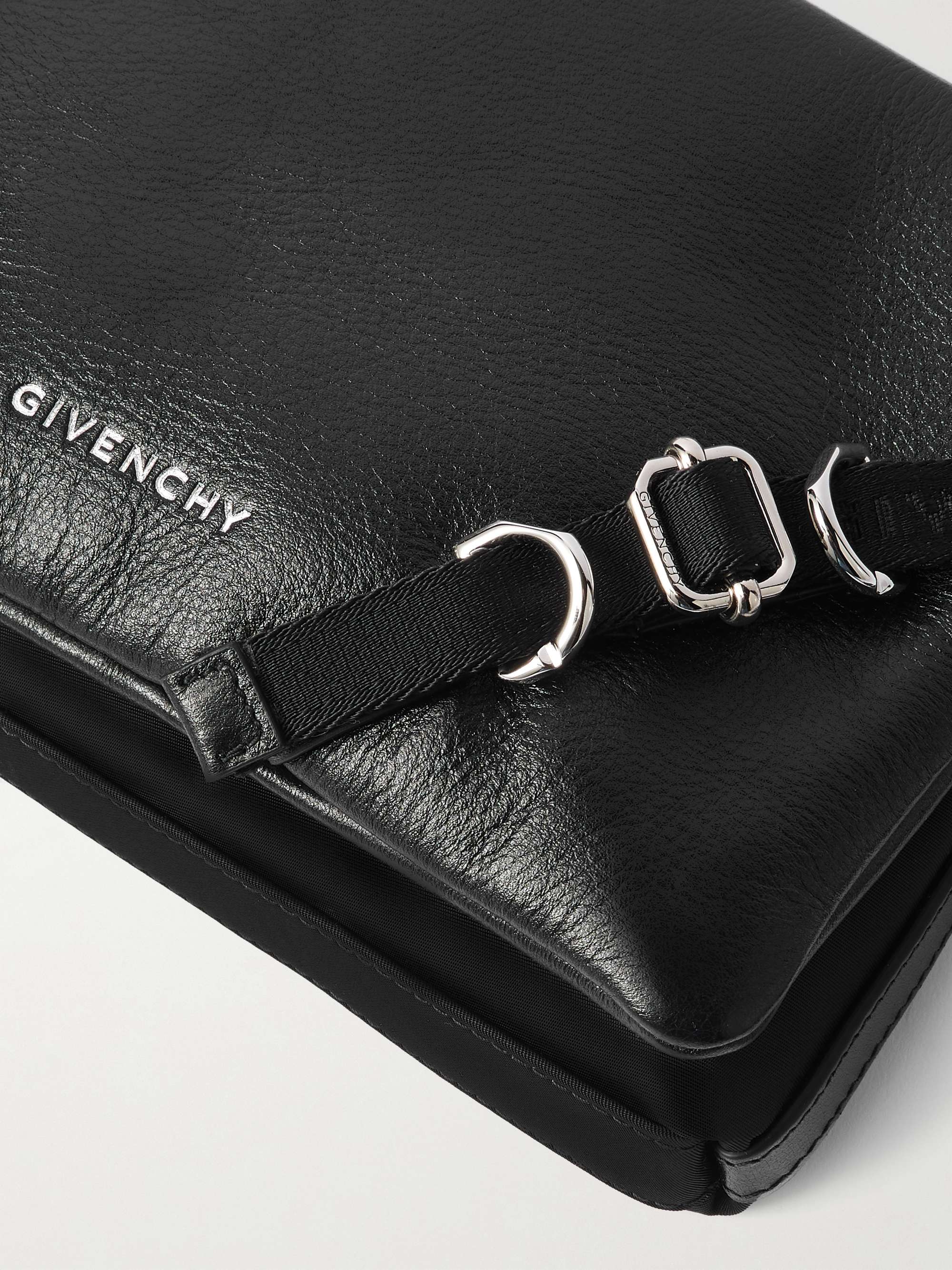 GIVENCHY 