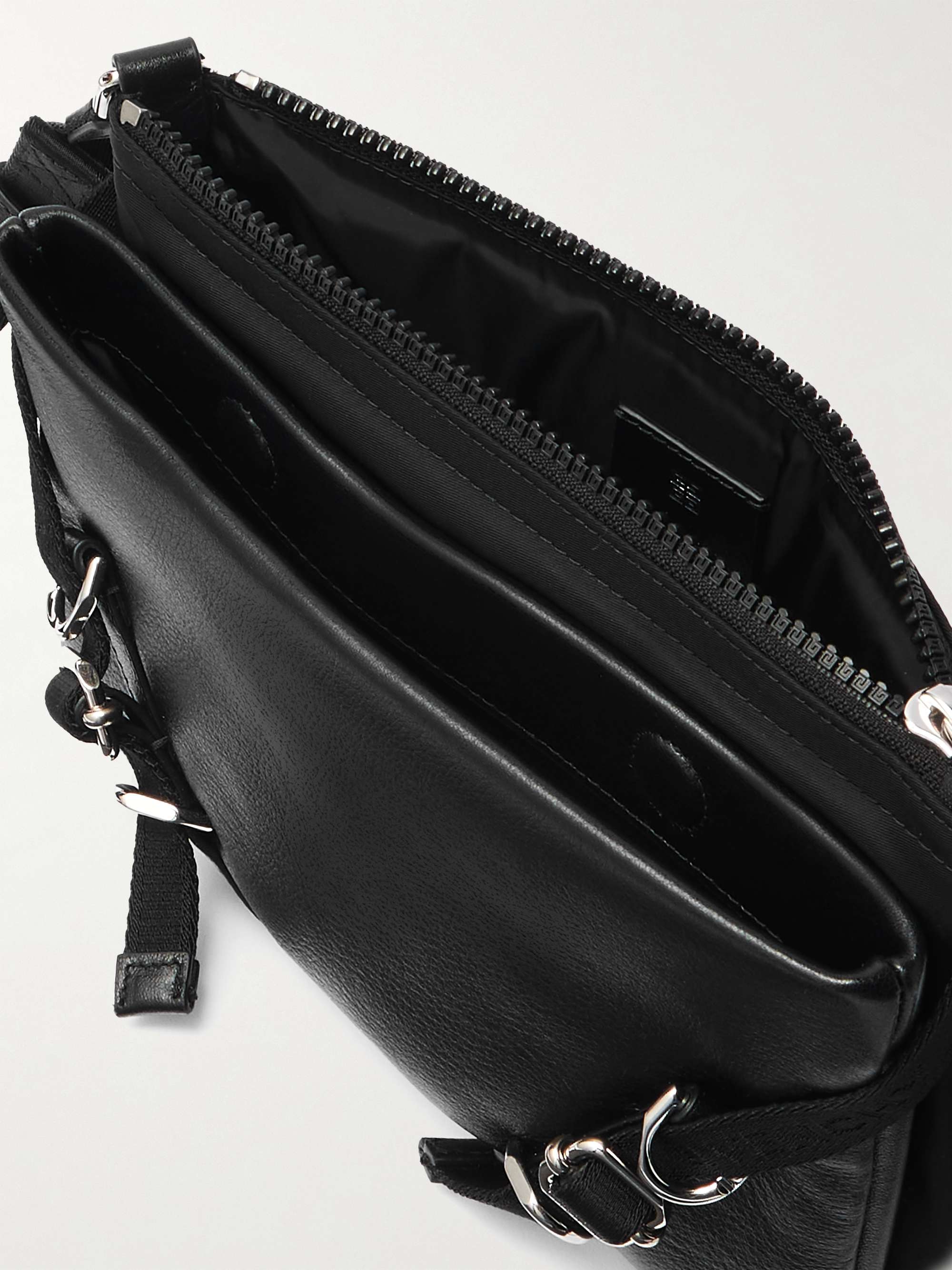 GIVENCHY 